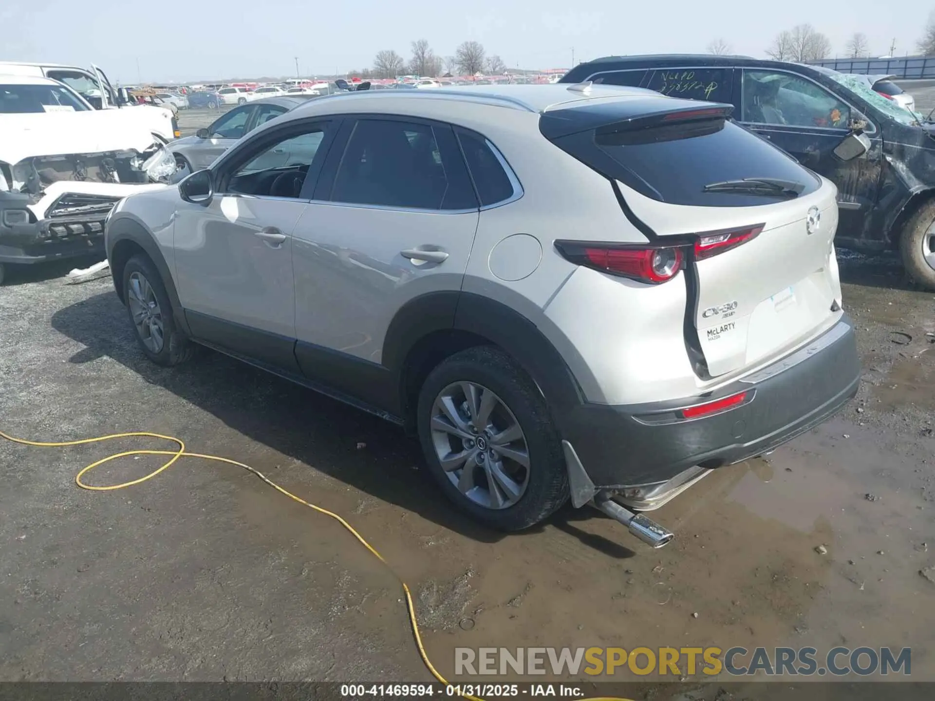 3 Photograph of a damaged car 3MVDMBDM3RM675235 MAZDA CX-30 2024