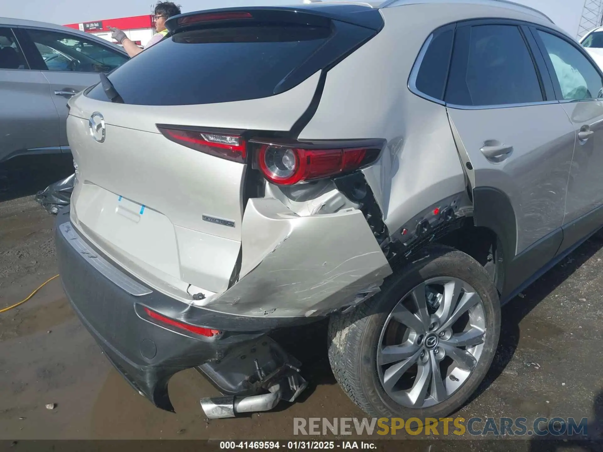 6 Photograph of a damaged car 3MVDMBDM3RM675235 MAZDA CX-30 2024