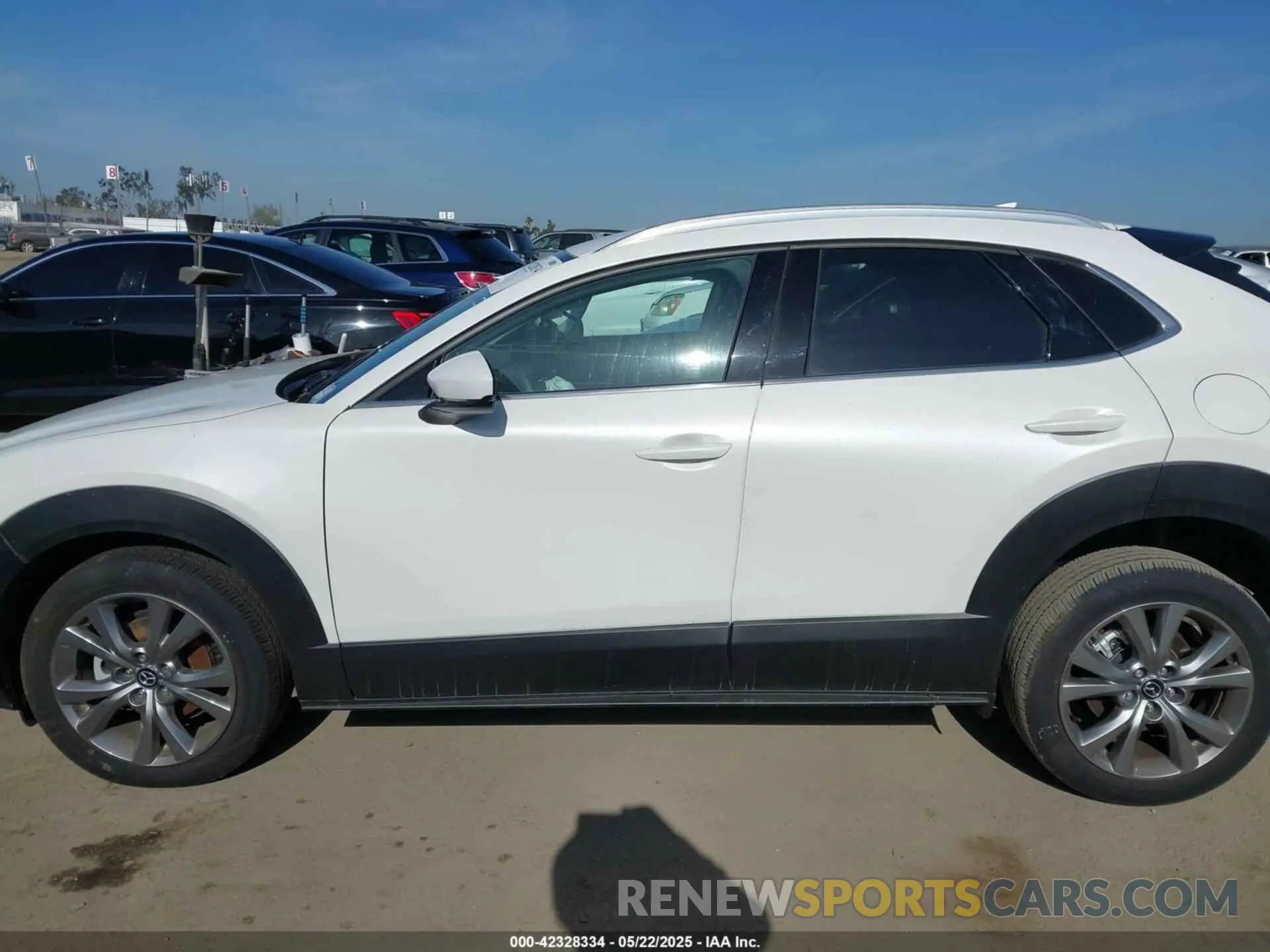 14 Photograph of a damaged car 3MVDMBDM4RM616159 MAZDA CX-30 2024