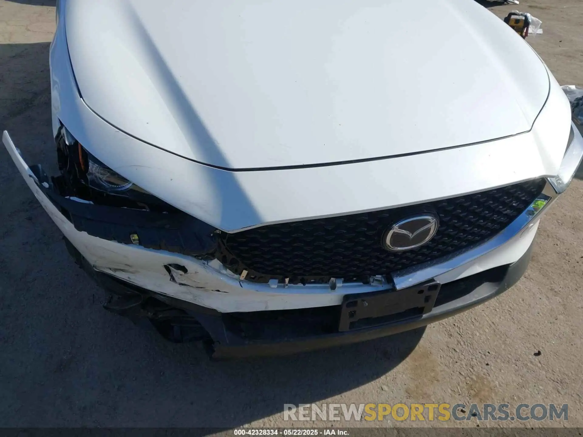 18 Photograph of a damaged car 3MVDMBDM4RM616159 MAZDA CX-30 2024