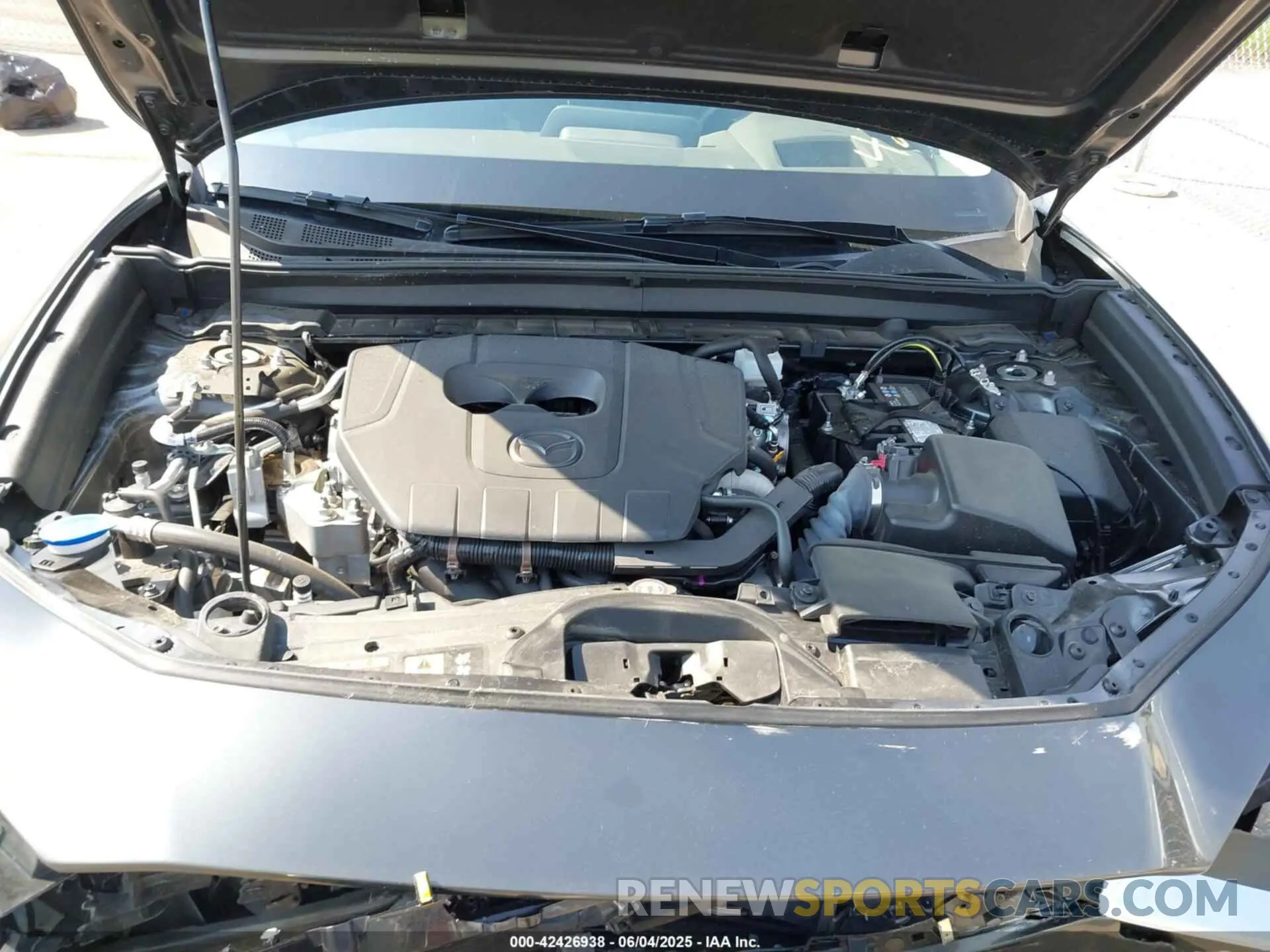 10 Photograph of a damaged car 3MVDMBDM6RM627793 MAZDA CX-30 2024
