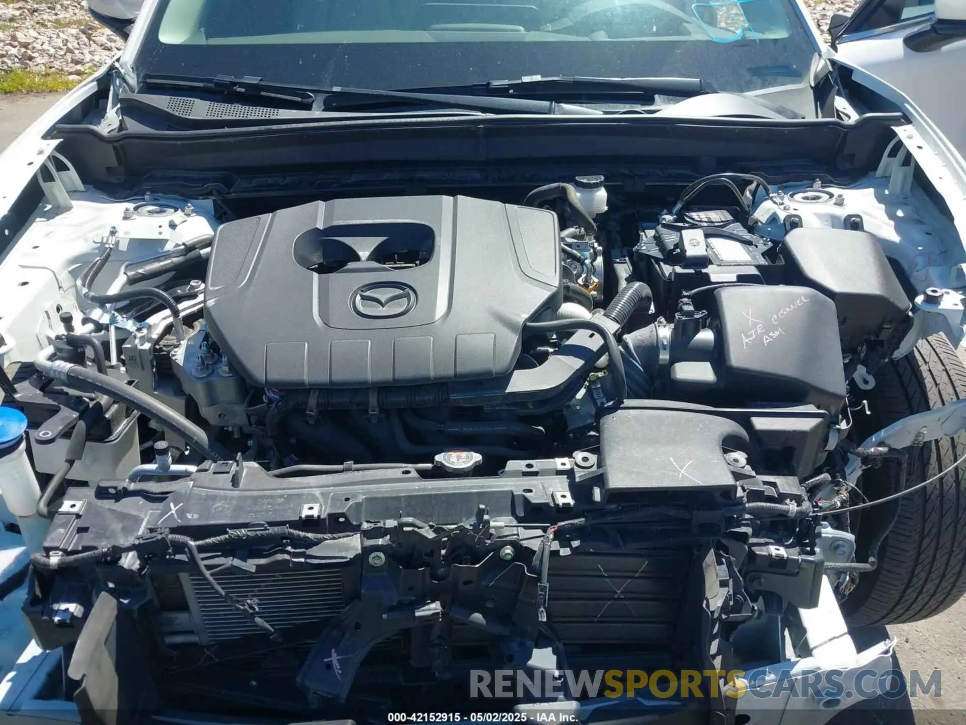 10 Photograph of a damaged car 3MVDMBDM8RM633580 MAZDA CX-30 2024