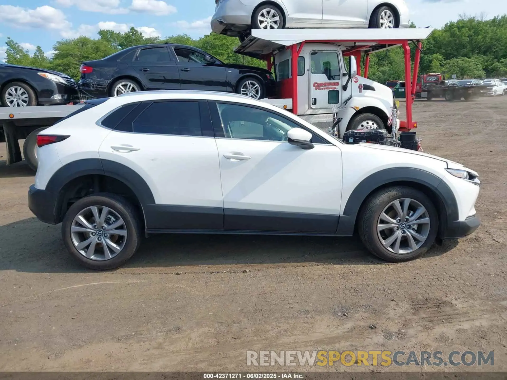 13 Photograph of a damaged car 3MVDMBDM9RM656463 MAZDA CX-30 2024