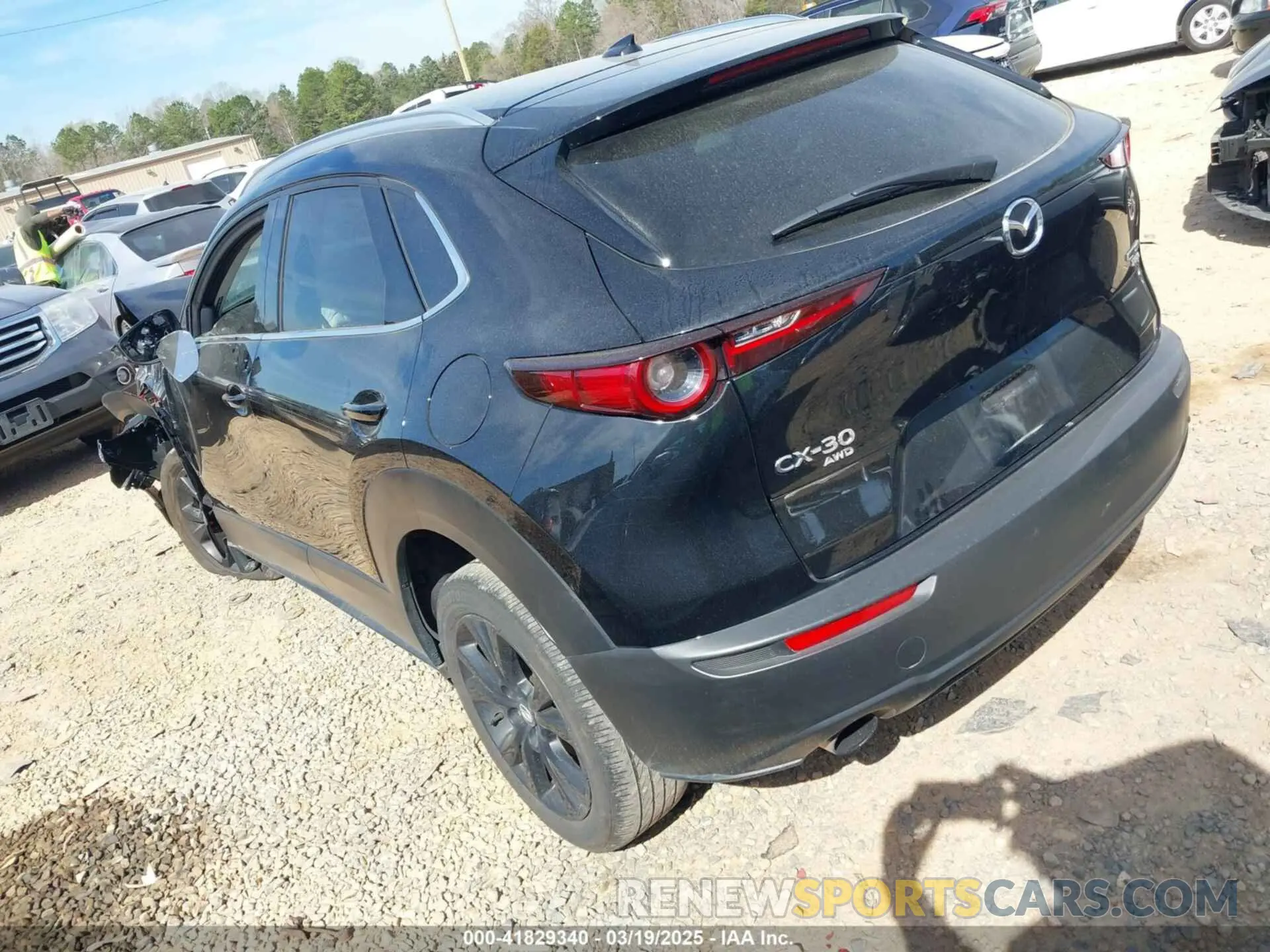 3 Photograph of a damaged car 3MVDMBDY5RM619137 MAZDA CX-30 2024