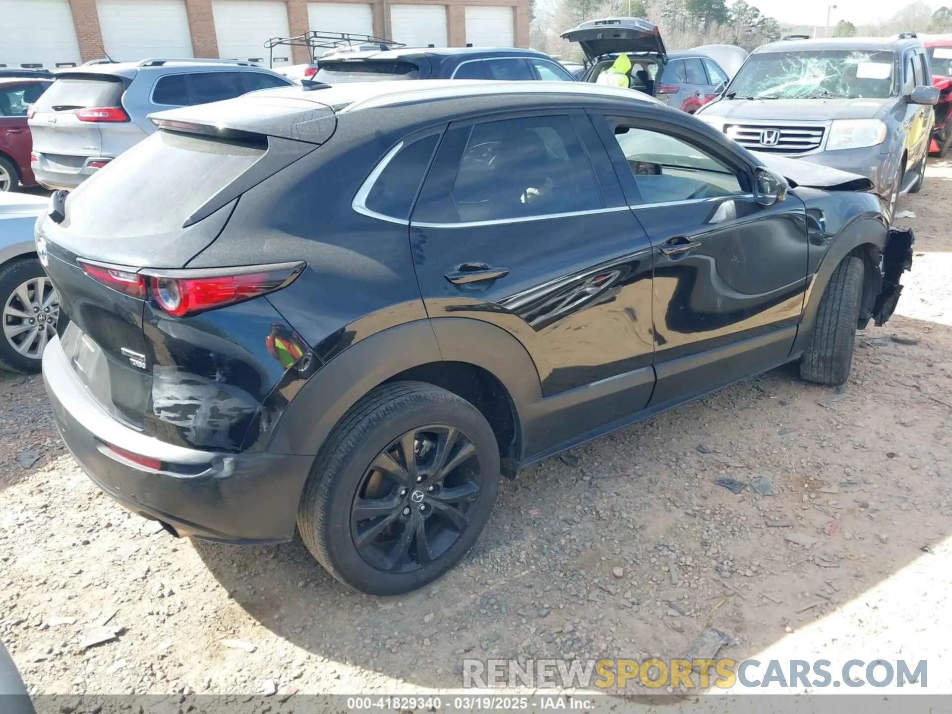 4 Photograph of a damaged car 3MVDMBDY5RM619137 MAZDA CX-30 2024