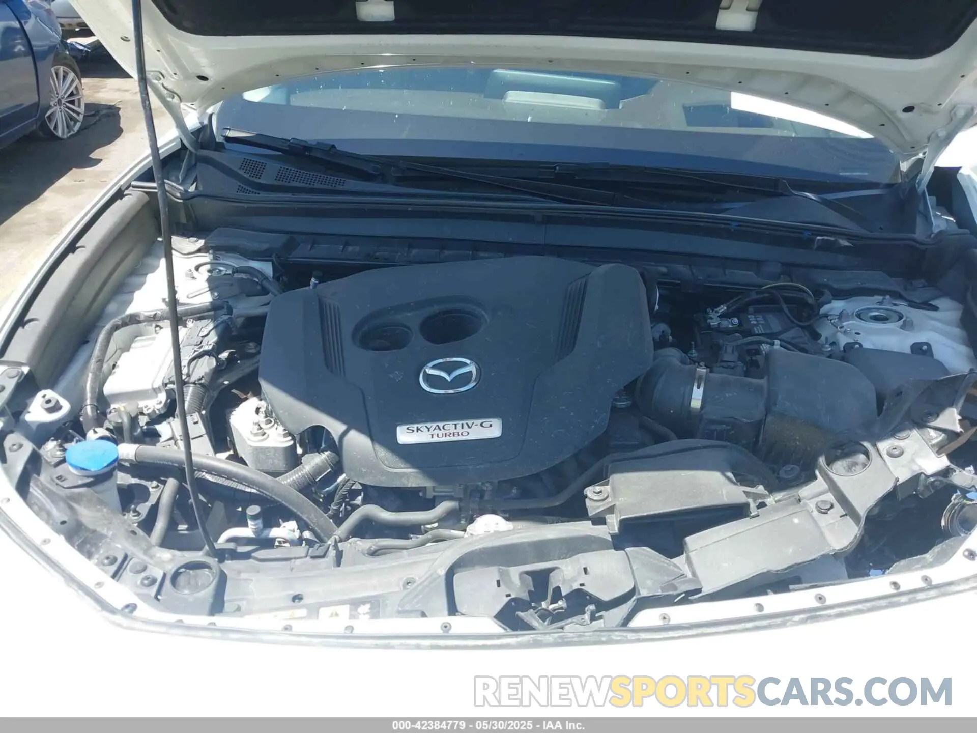 10 Photograph of a damaged car 3MVDMBDY6RM662238 MAZDA CX-30 2024