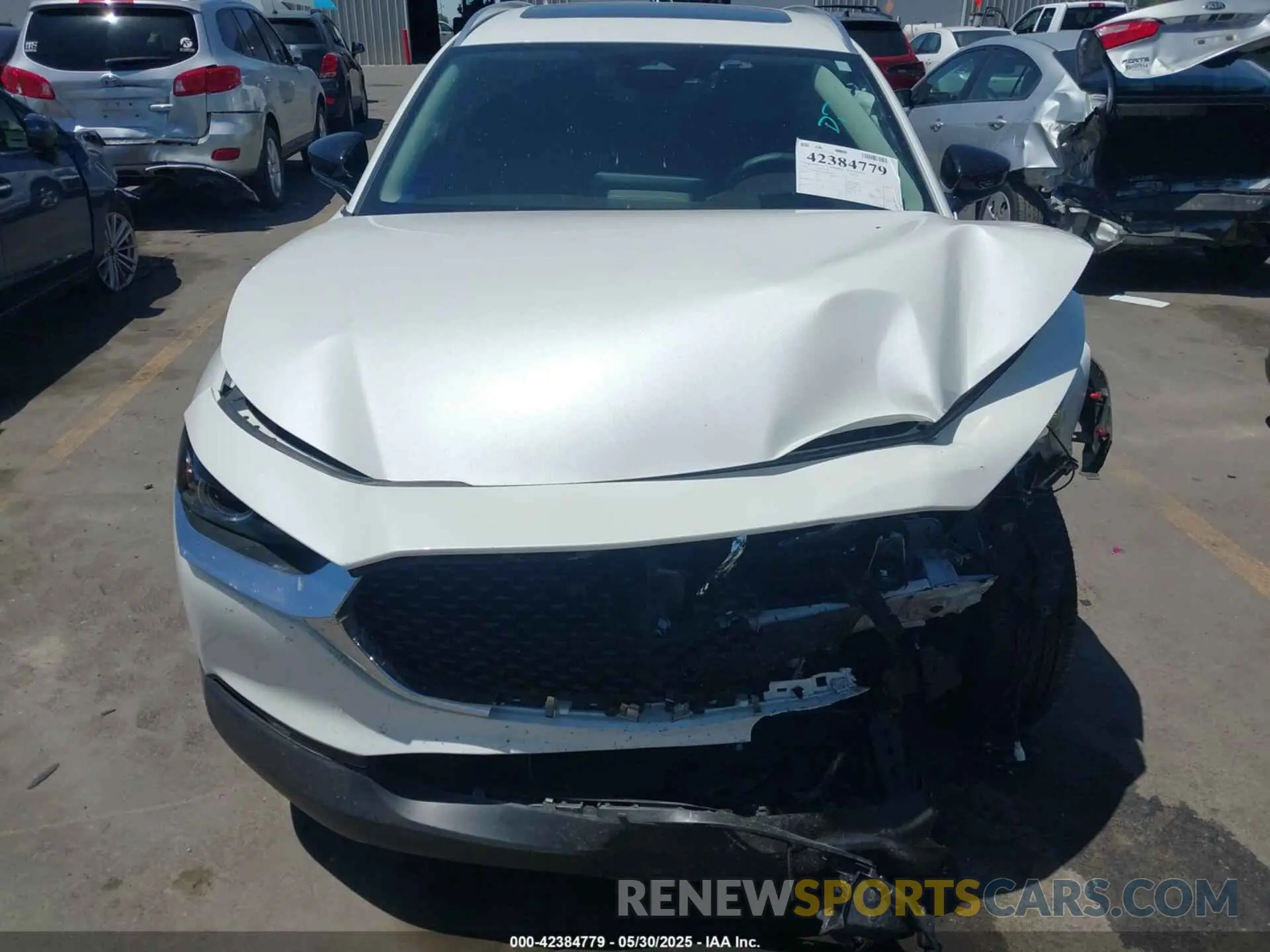12 Photograph of a damaged car 3MVDMBDY6RM662238 MAZDA CX-30 2024