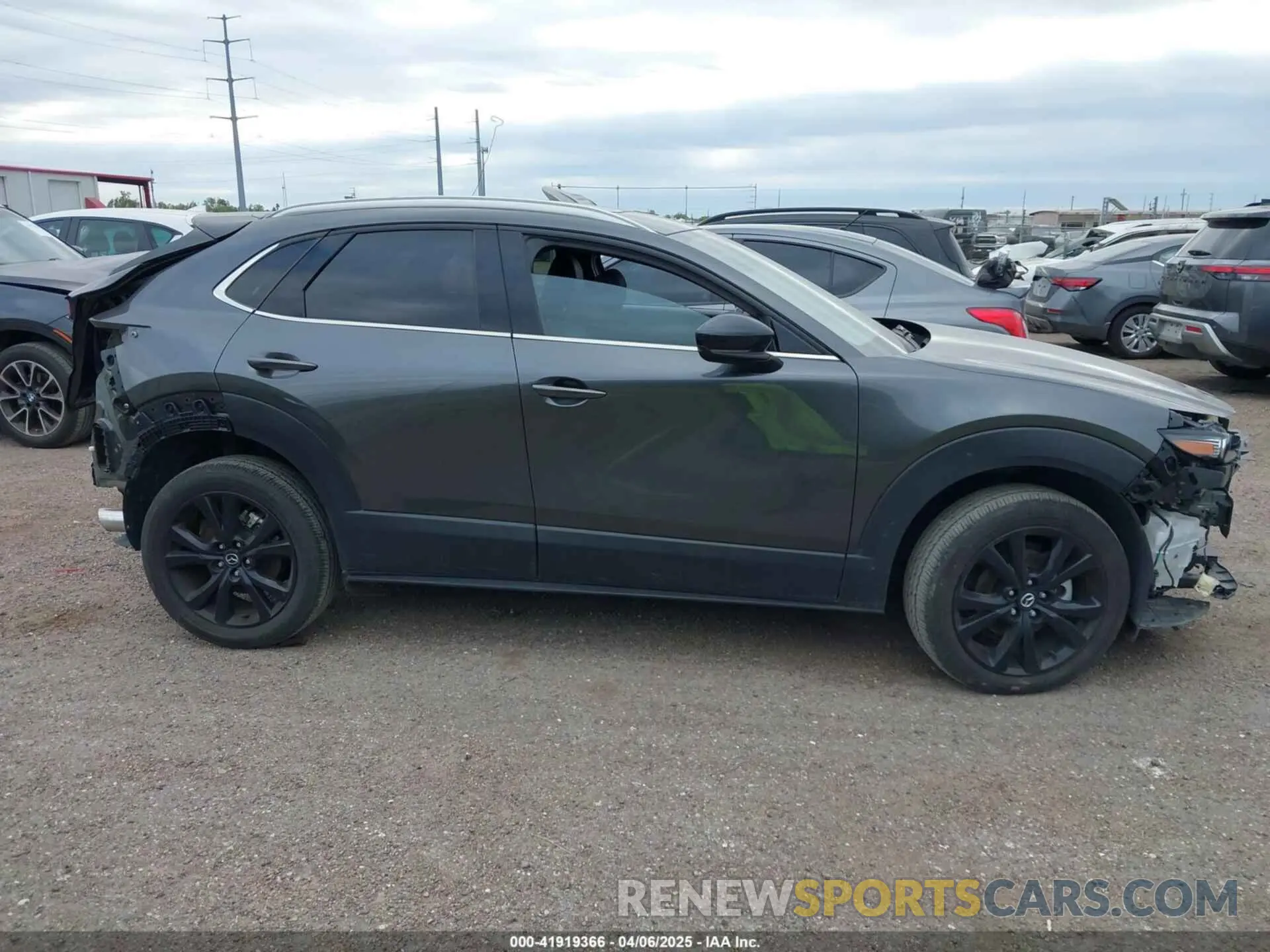 14 Photograph of a damaged car 3MVDMBEY2RM617635 MAZDA CX-30 2024