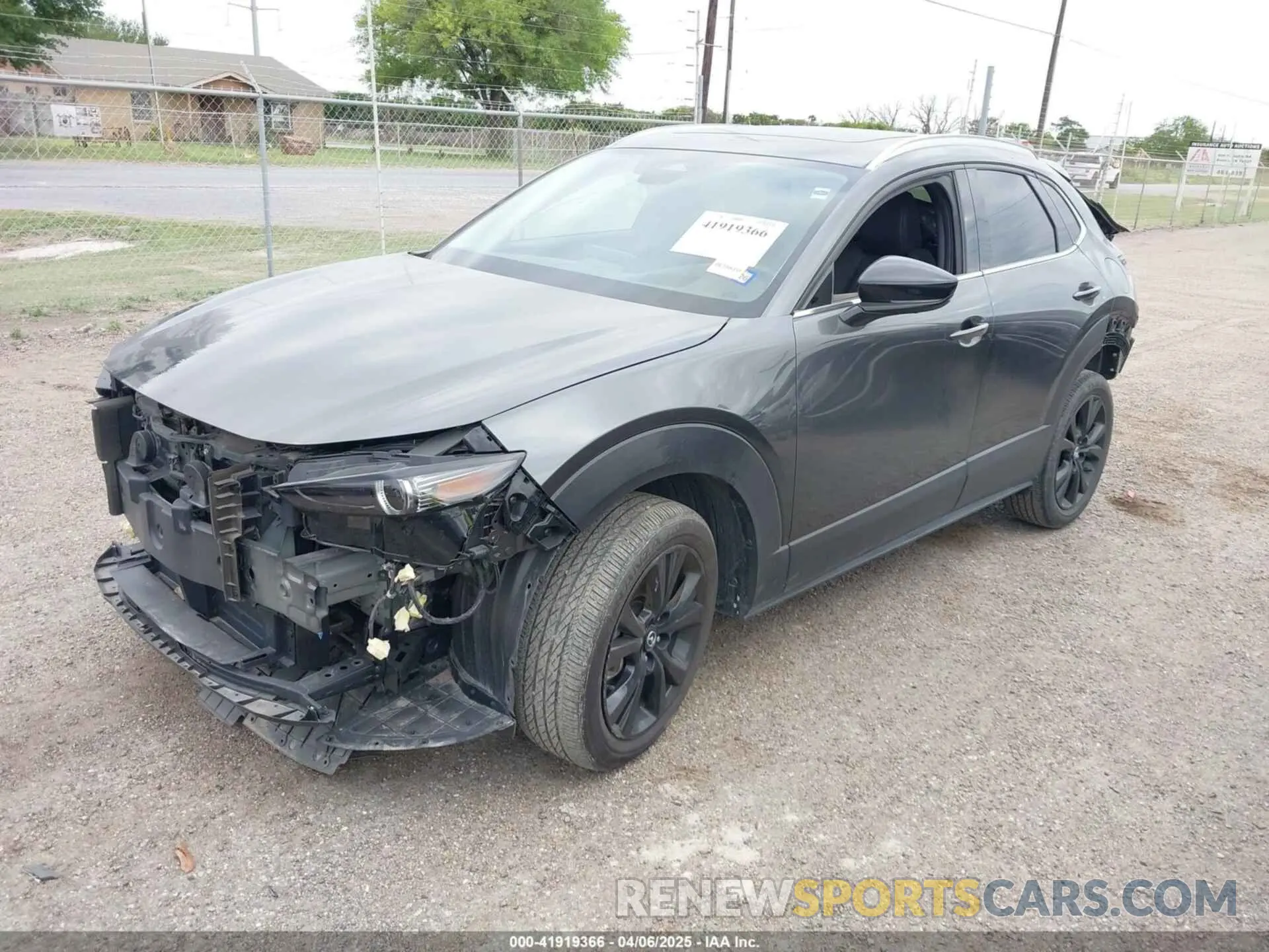 2 Photograph of a damaged car 3MVDMBEY2RM617635 MAZDA CX-30 2024