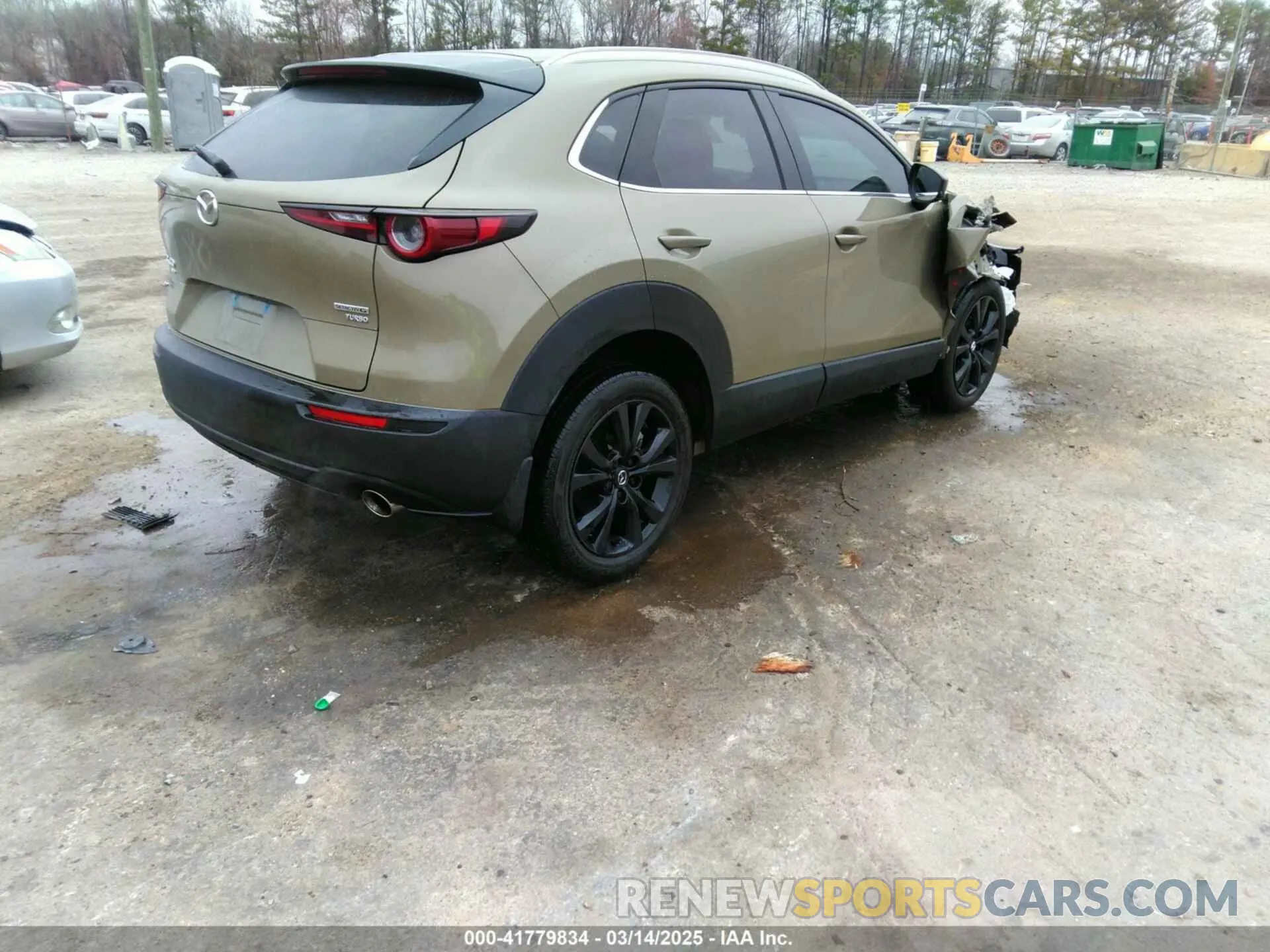 4 Photograph of a damaged car 3MVDMBXY0RM631322 MAZDA CX-30 2024