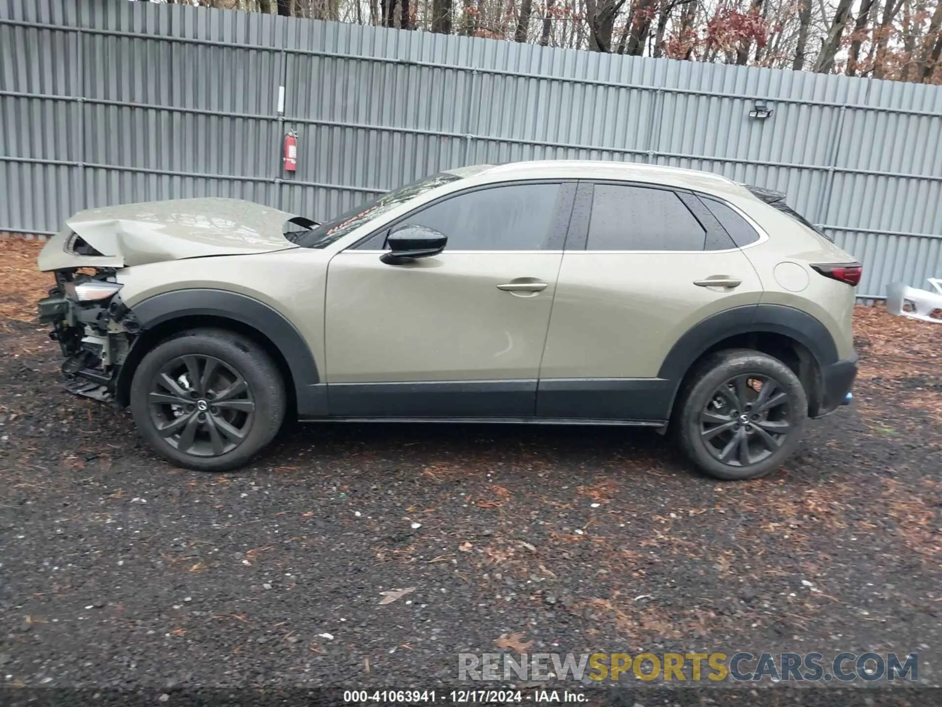 14 Photograph of a damaged car 3MVDMBXY1RM619079 MAZDA CX-30 2024