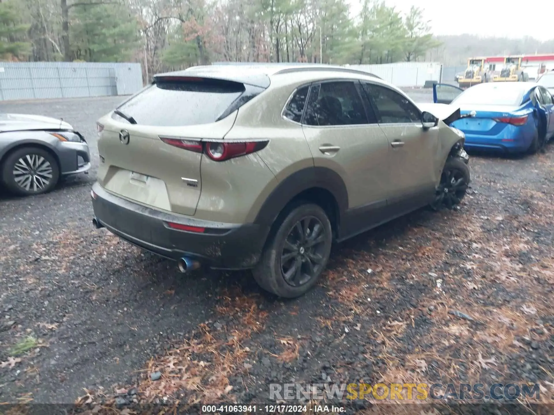 4 Photograph of a damaged car 3MVDMBXY1RM619079 MAZDA CX-30 2024
