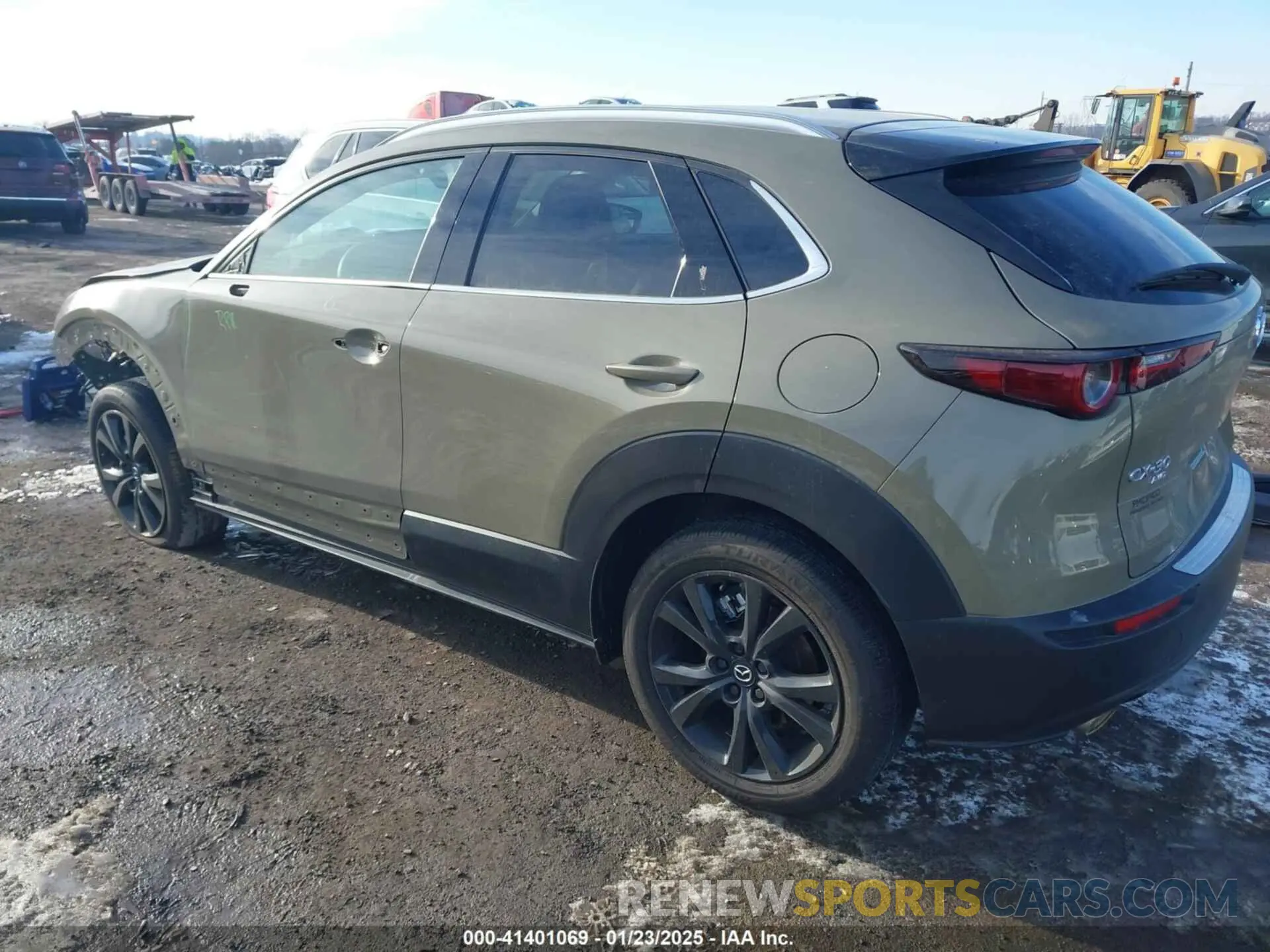 3 Photograph of a damaged car 3MVDMBXY4RM708886 MAZDA CX-30 2024
