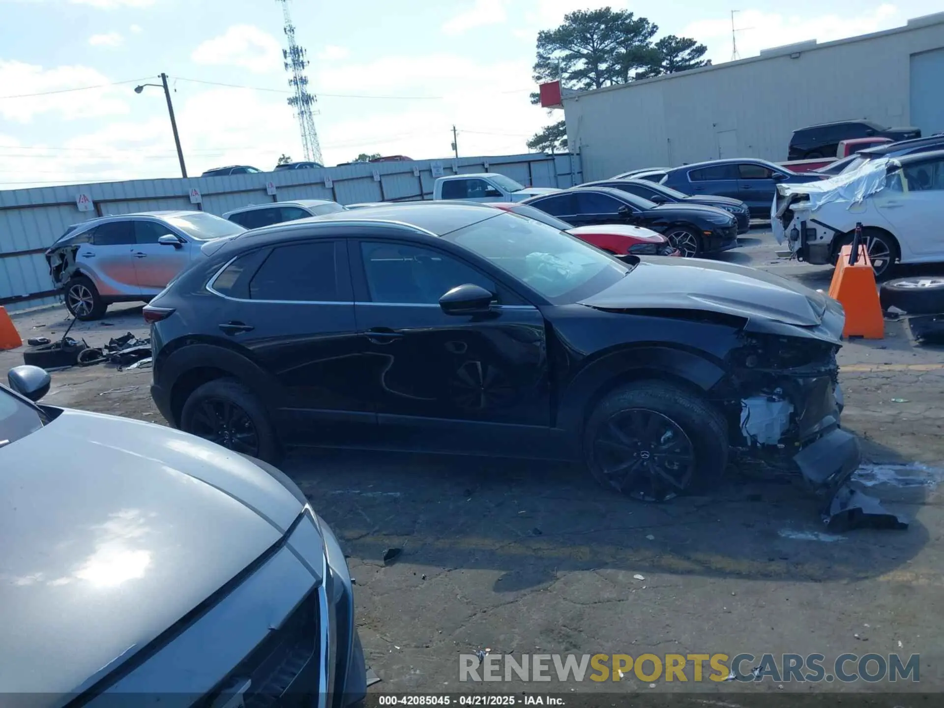13 Photograph of a damaged car 3MVDMBBM3SM784464 MAZDA CX-30 2025