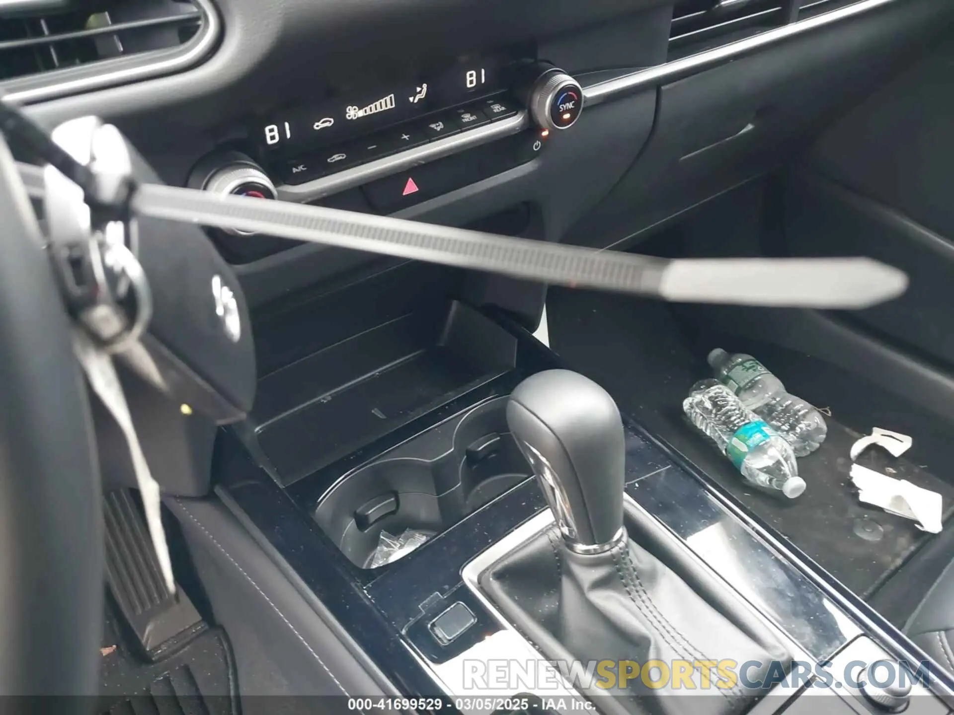 11 Photograph of a damaged car 3MVDMBBM3SM787607 MAZDA CX-30 2025