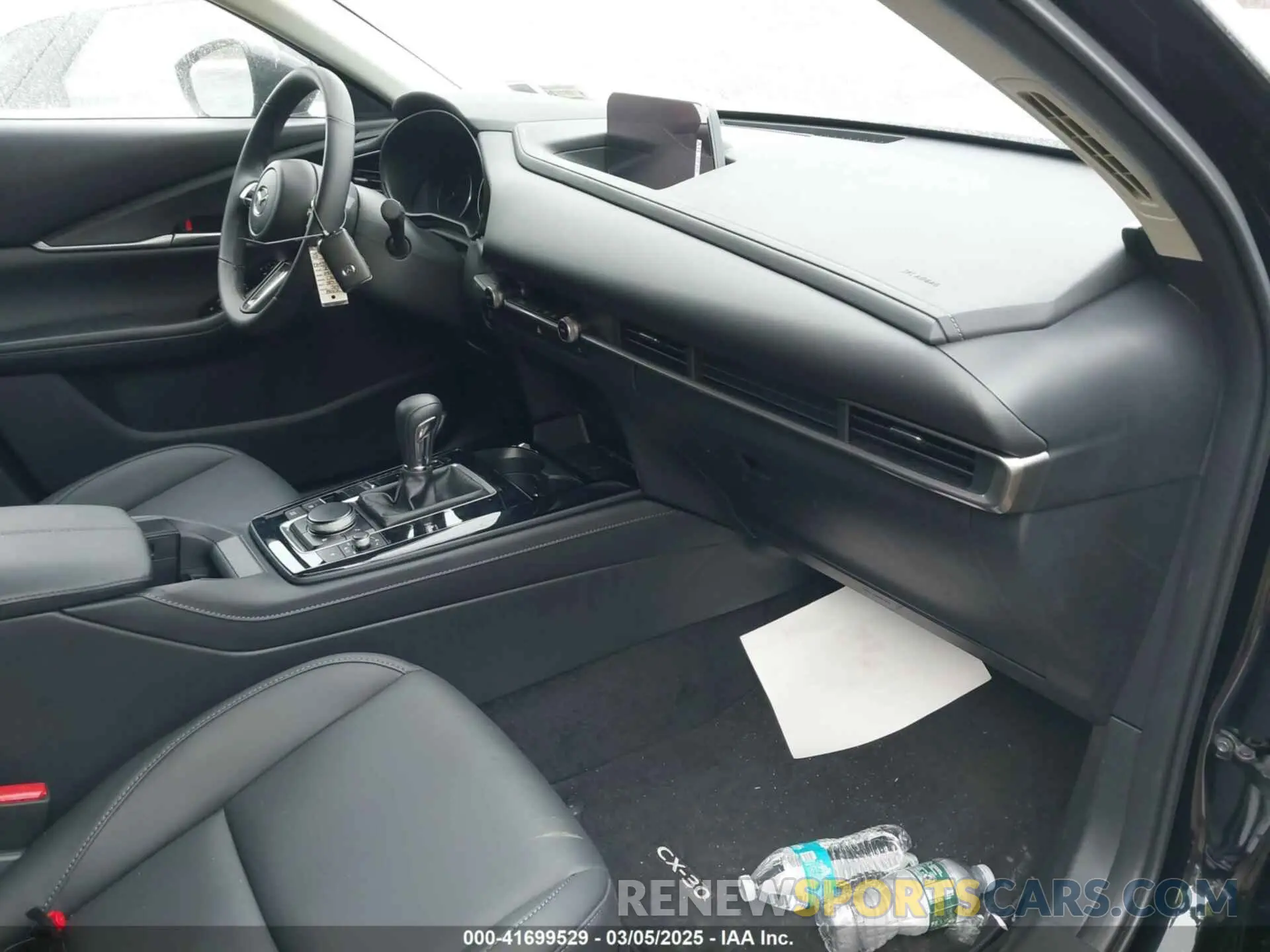 5 Photograph of a damaged car 3MVDMBBM3SM787607 MAZDA CX-30 2025