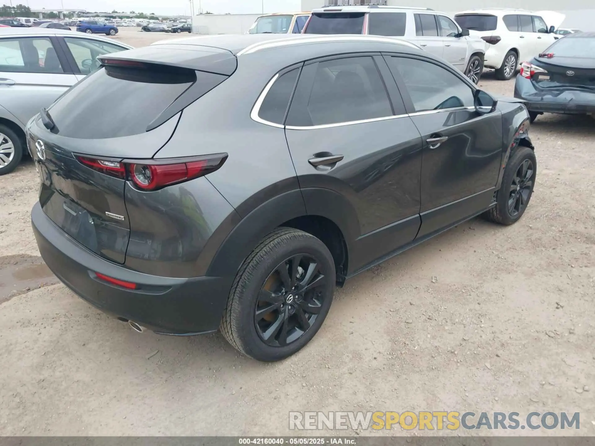 4 Photograph of a damaged car 3MVDMBBM4SM757371 MAZDA CX-30 2025