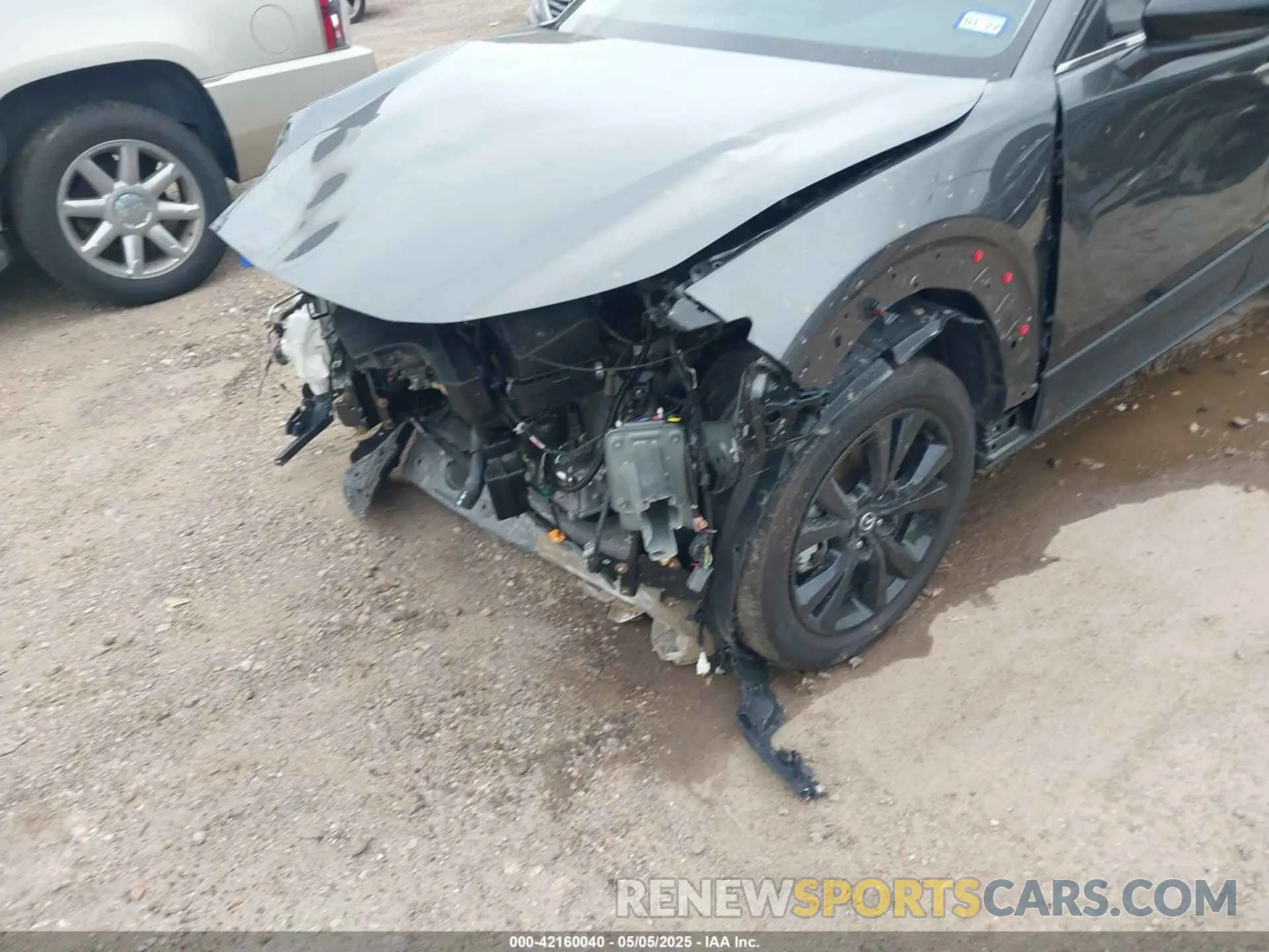 6 Photograph of a damaged car 3MVDMBBM4SM757371 MAZDA CX-30 2025