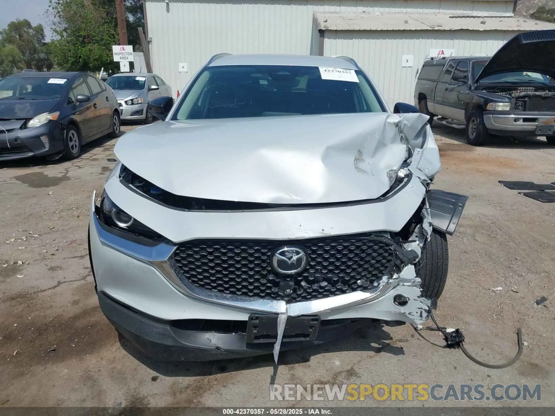 12 Photograph of a damaged car 3MVDMBBM4SM771254 MAZDA CX-30 2025