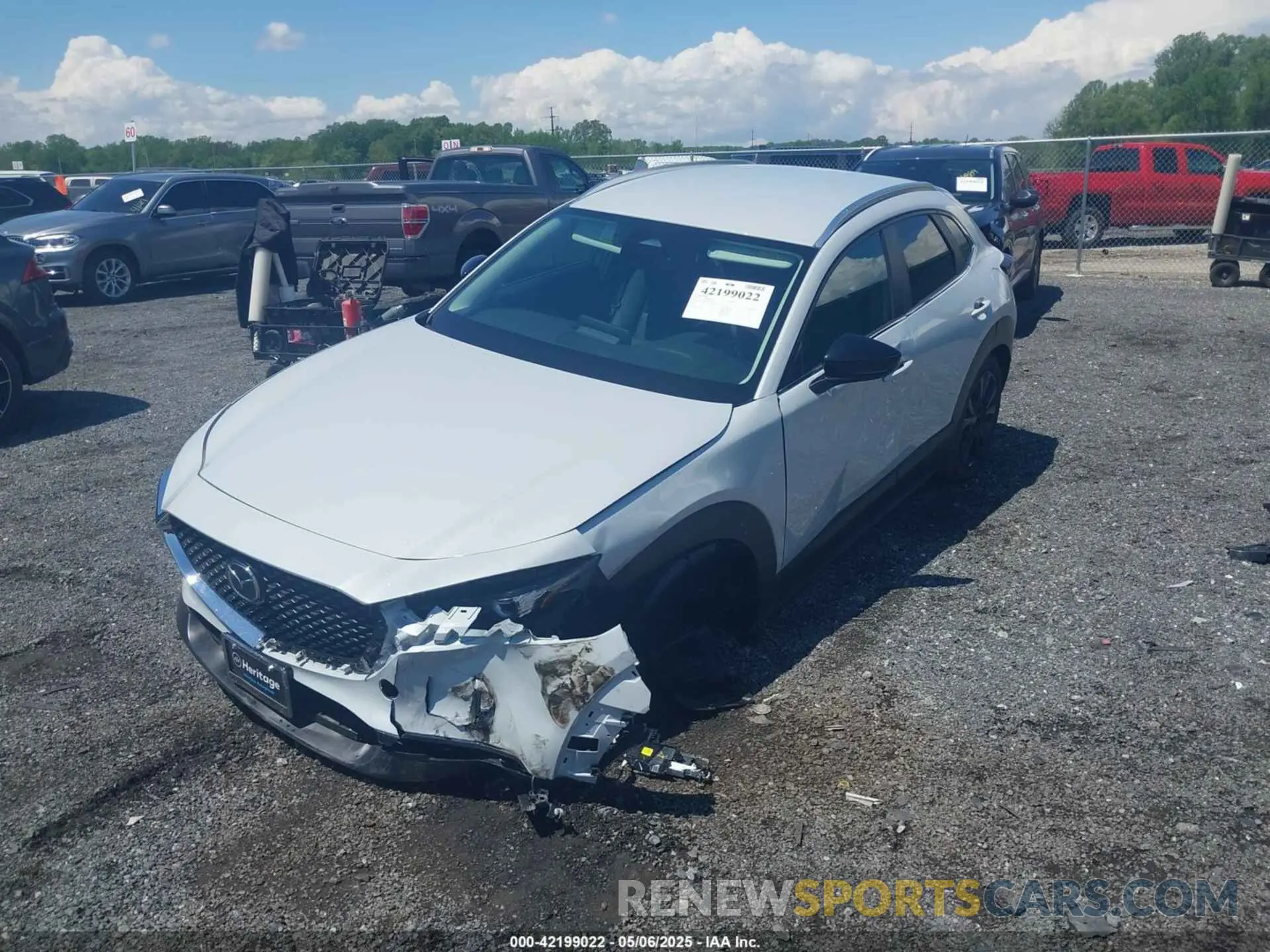 2 Photograph of a damaged car 3MVDMBBM4SM780892 MAZDA CX-30 2025