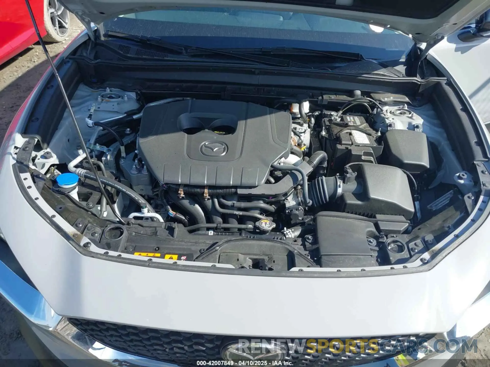 10 Photograph of a damaged car 3MVDMBBM8SM758071 MAZDA CX-30 2025