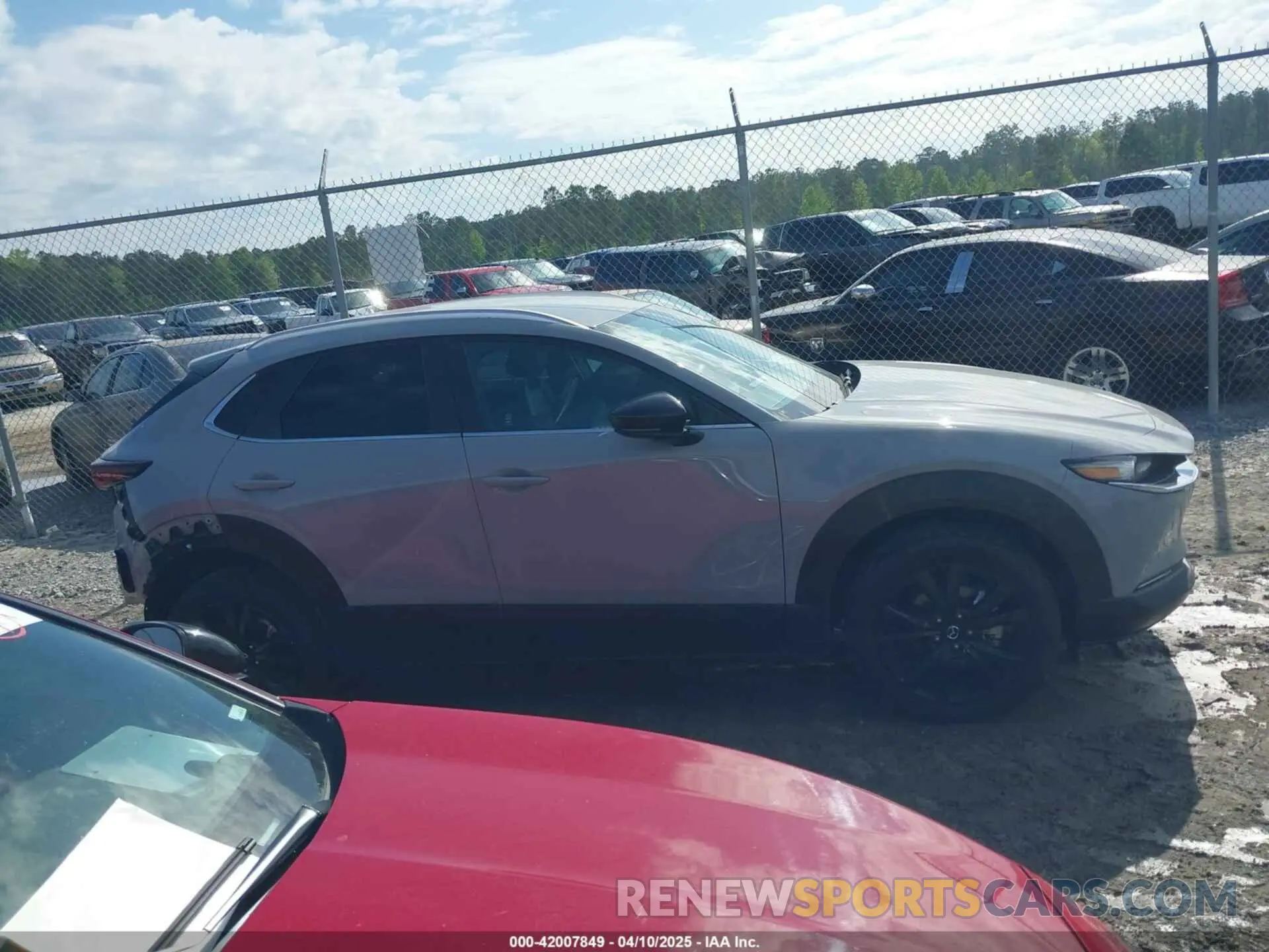 13 Photograph of a damaged car 3MVDMBBM8SM758071 MAZDA CX-30 2025