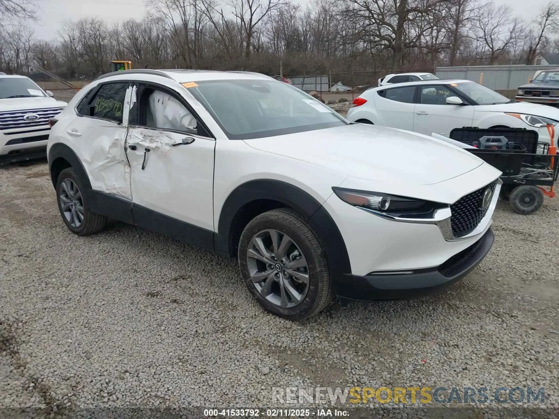 1 Photograph of a damaged car 3MVDMBCM0SM753414 MAZDA CX-30 2025