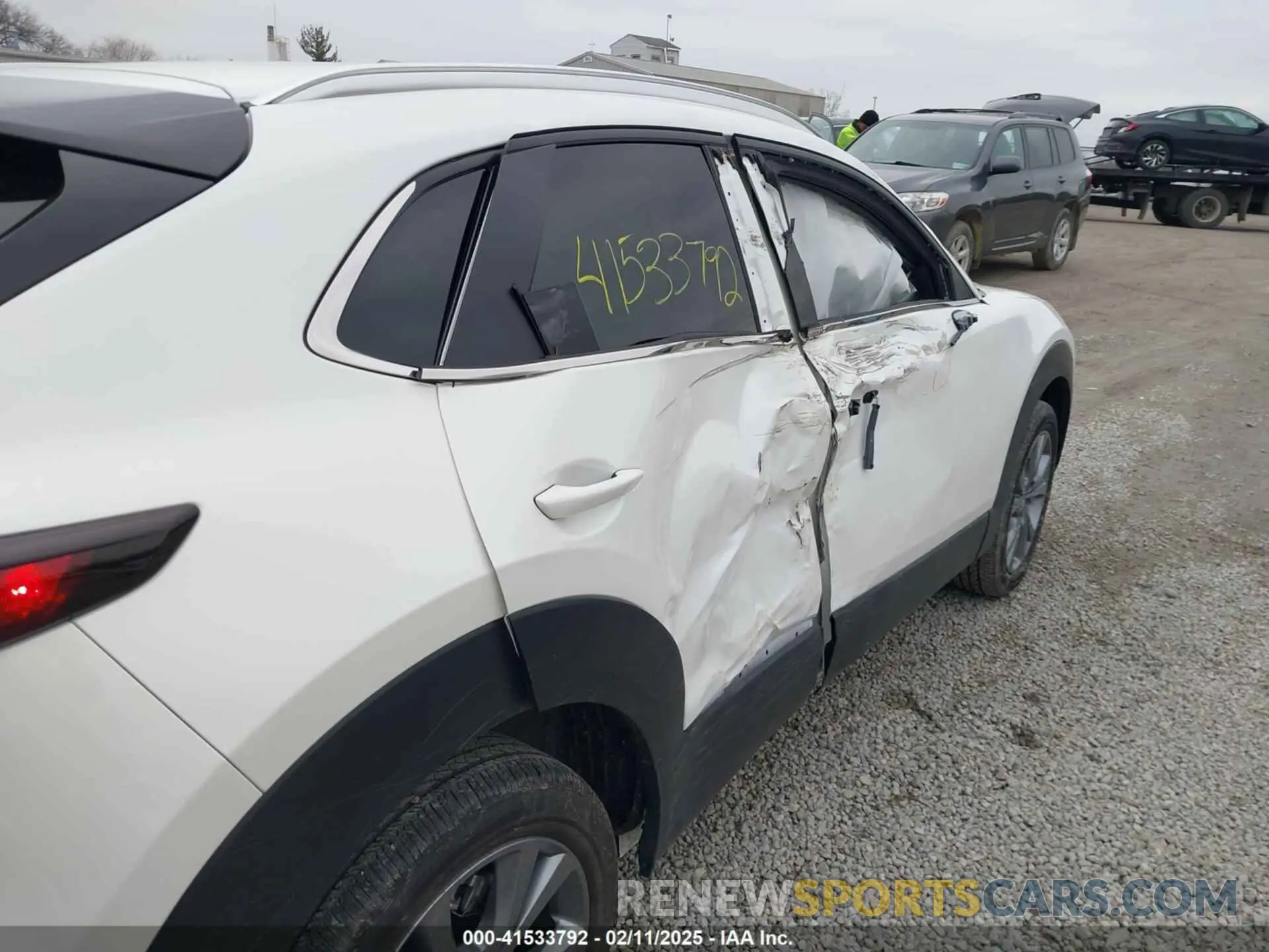 17 Photograph of a damaged car 3MVDMBCM0SM753414 MAZDA CX-30 2025