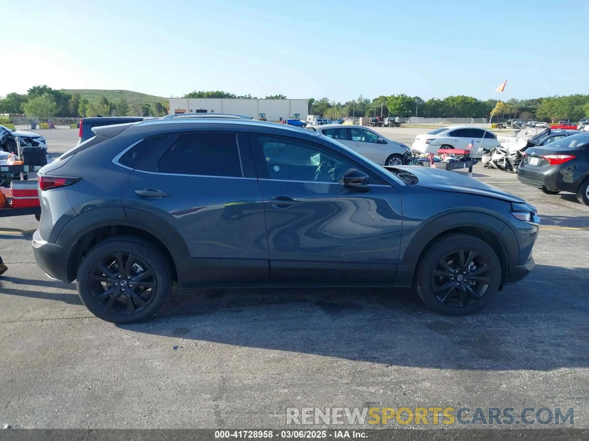 13 Photograph of a damaged car 3MVDMBCM0SM773095 MAZDA CX-30 2025