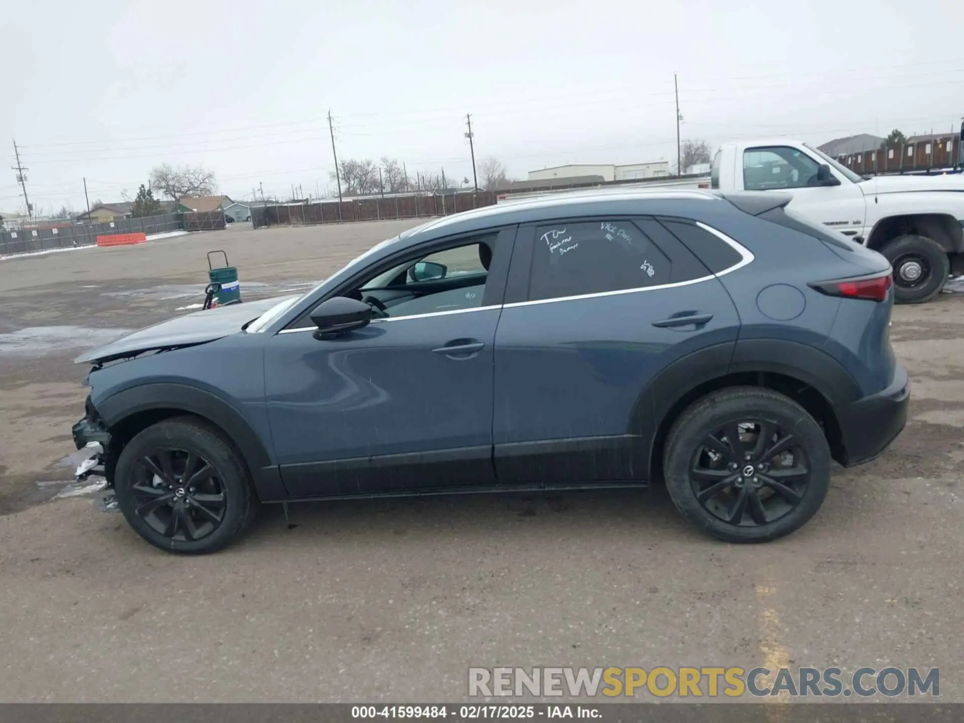 15 Photograph of a damaged car 3MVDMBCM1SM771243 MAZDA CX-30 2025