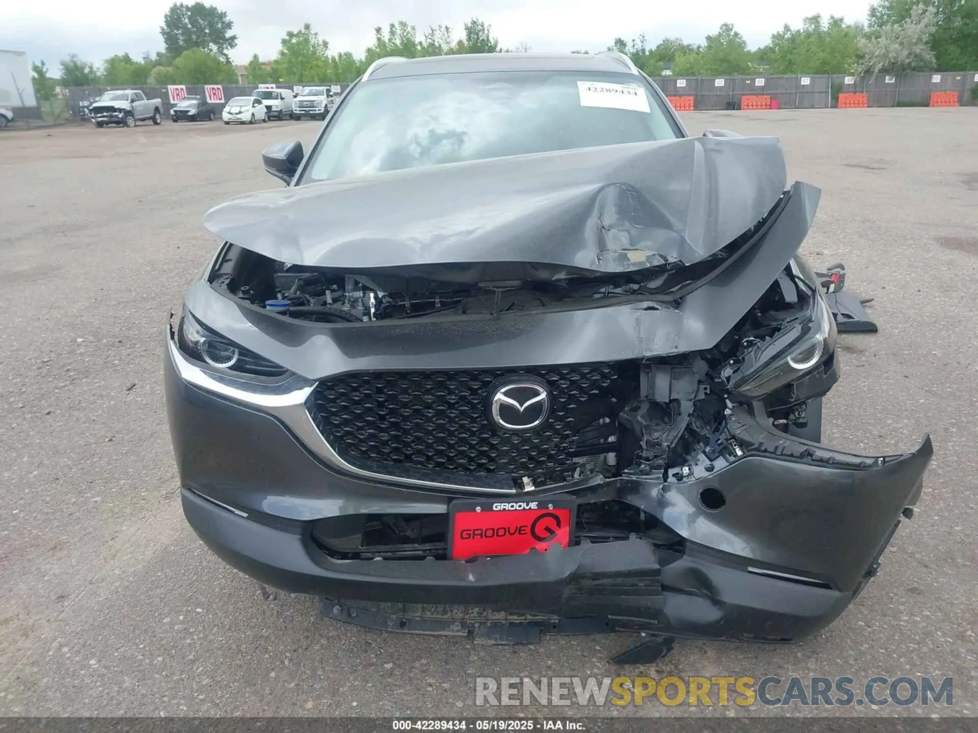 6 Photograph of a damaged car 3MVDMBCM2SM755455 MAZDA CX-30 2025