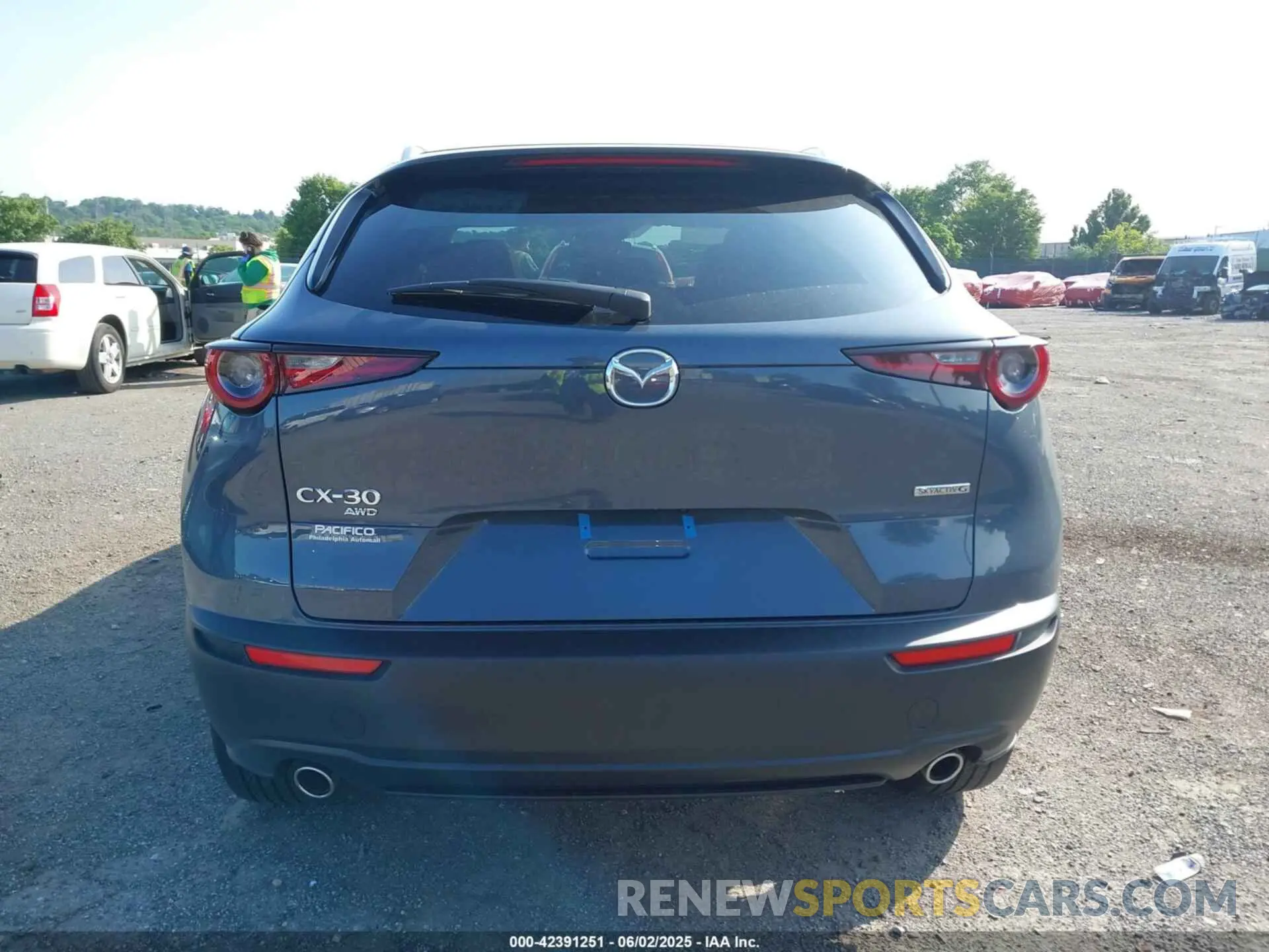 15 Photograph of a damaged car 3MVDMBCM2SM804234 MAZDA CX-30 2025