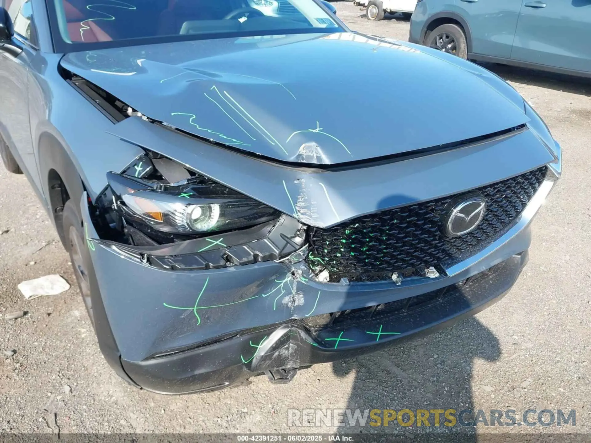 6 Photograph of a damaged car 3MVDMBCM2SM804234 MAZDA CX-30 2025