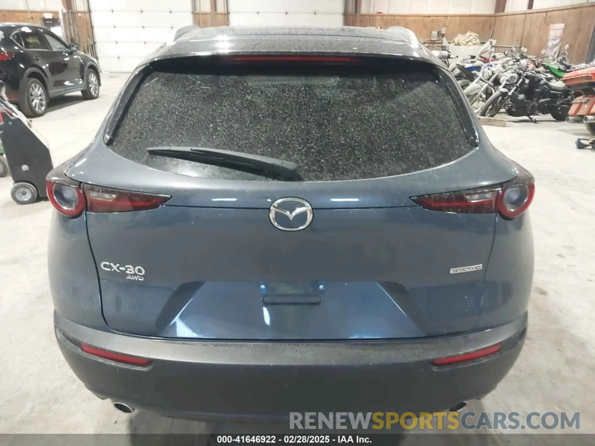 16 Photograph of a damaged car 3MVDMBCM3SM755433 MAZDA CX-30 2025