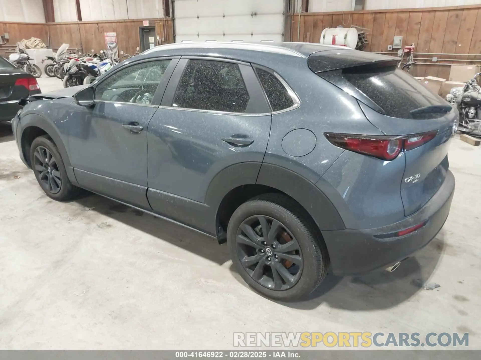 3 Photograph of a damaged car 3MVDMBCM3SM755433 MAZDA CX-30 2025