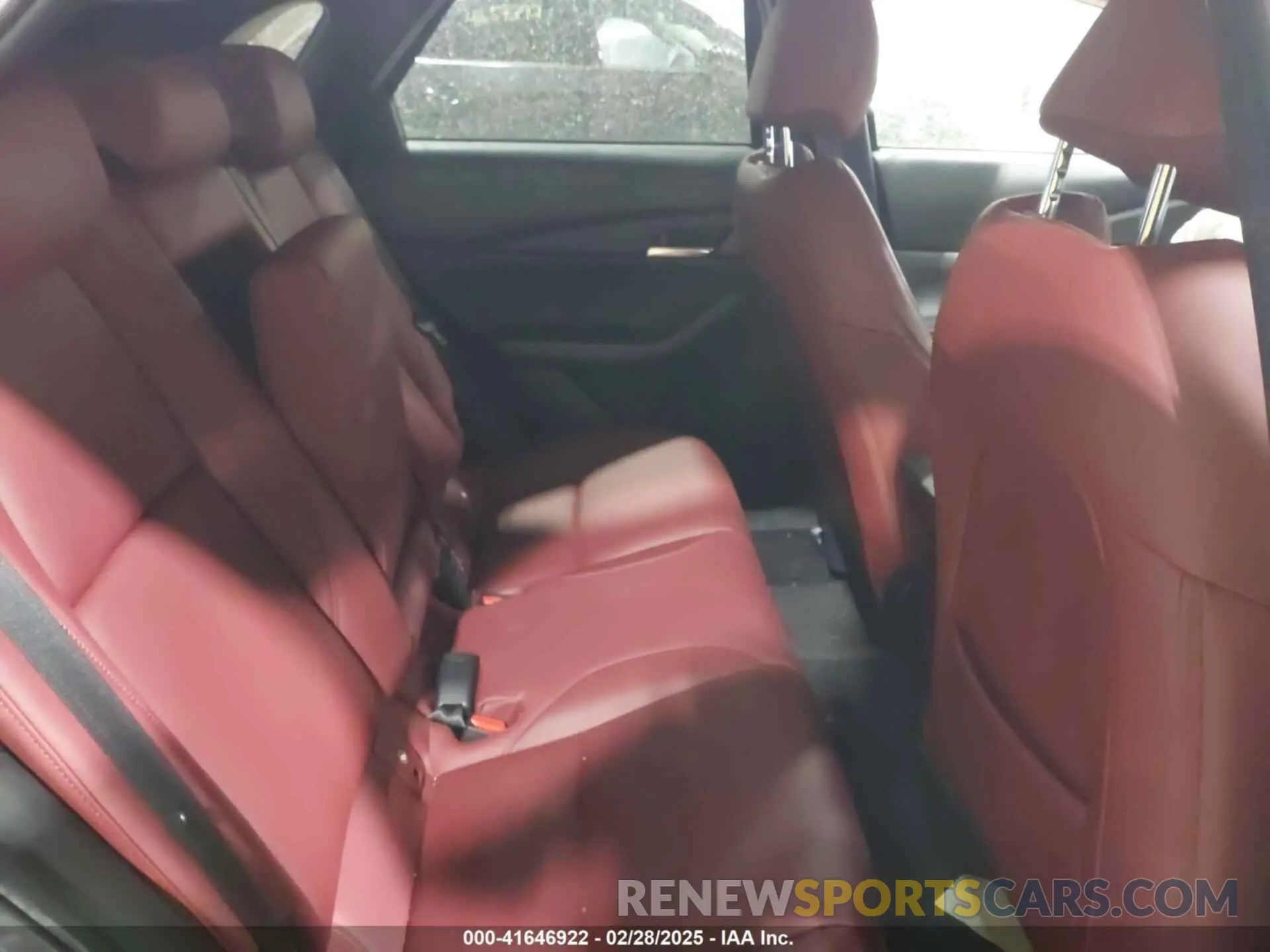 8 Photograph of a damaged car 3MVDMBCM3SM755433 MAZDA CX-30 2025