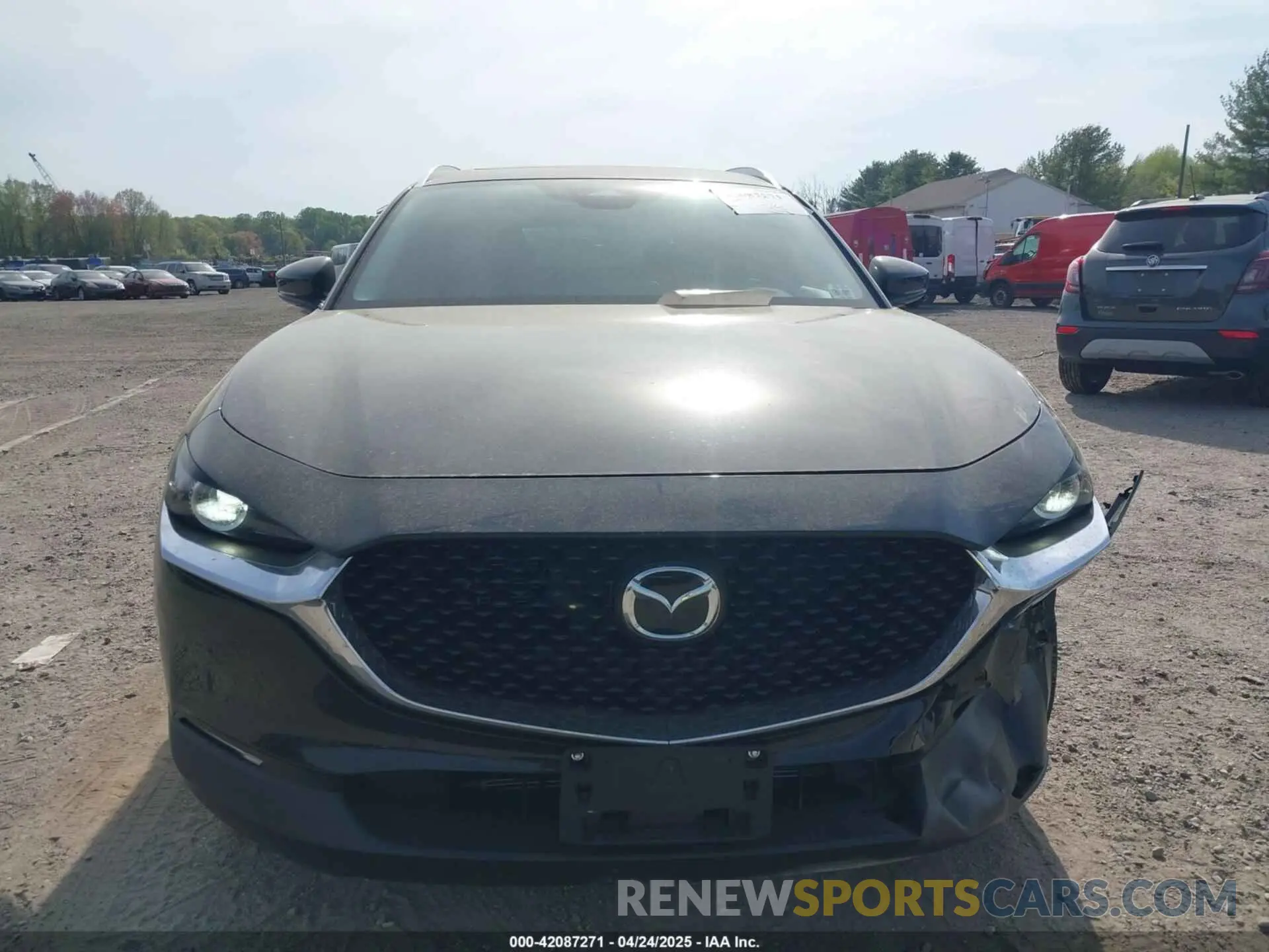 12 Photograph of a damaged car 3MVDMBCM3SM807790 MAZDA CX-30 2025