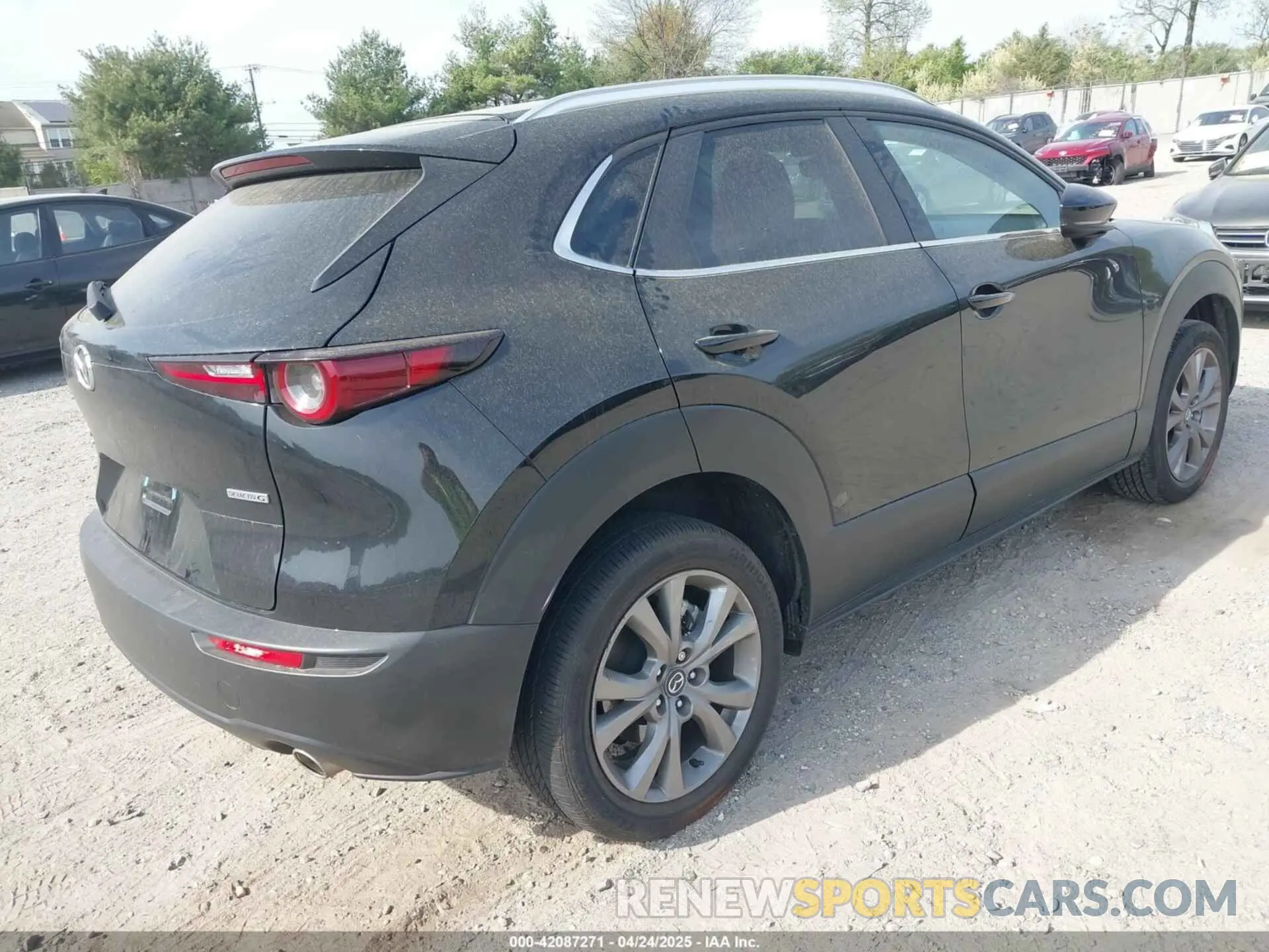 4 Photograph of a damaged car 3MVDMBCM3SM807790 MAZDA CX-30 2025