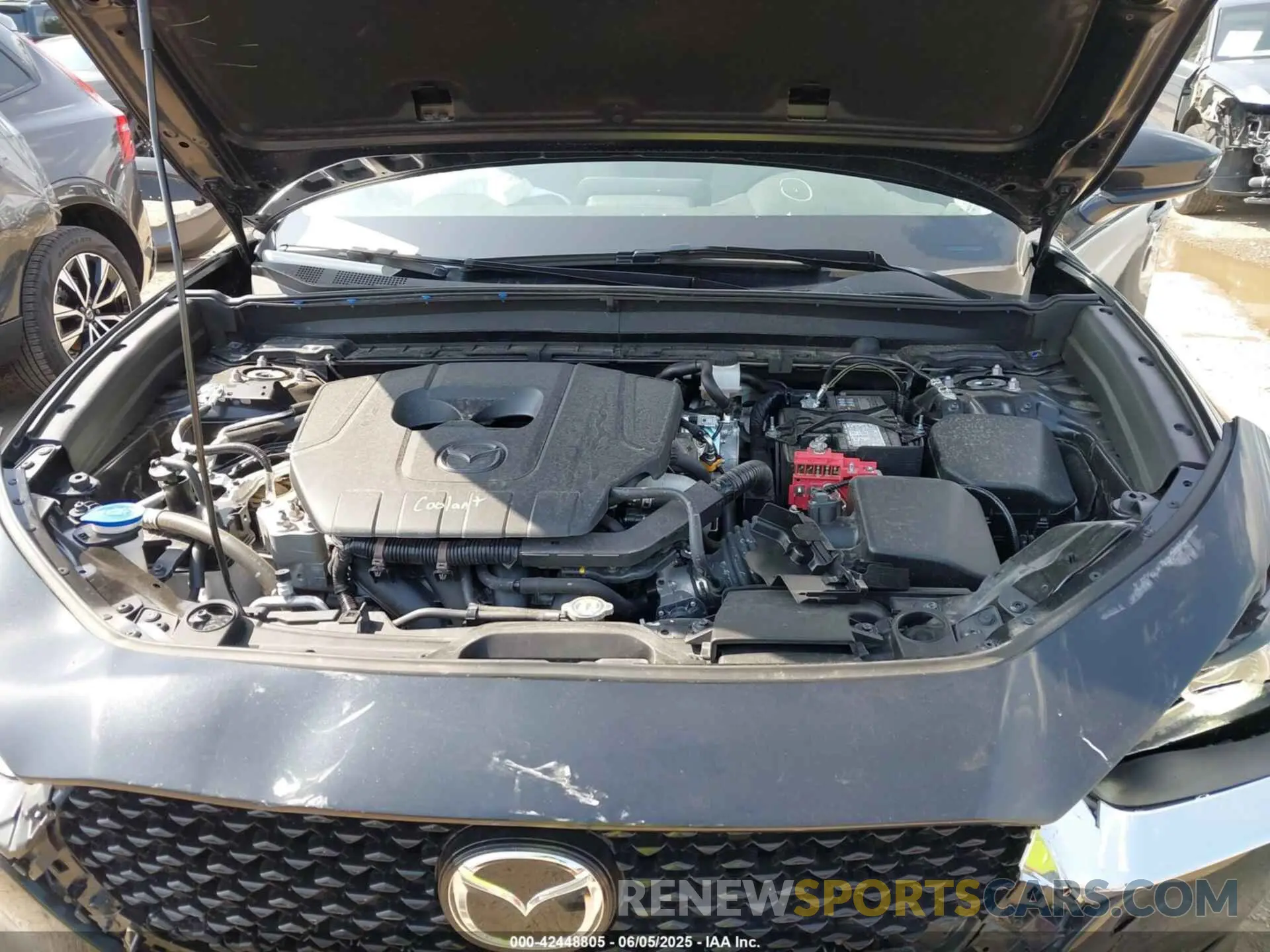 10 Photograph of a damaged car 3MVDMBCM5SM781483 MAZDA CX-30 2025