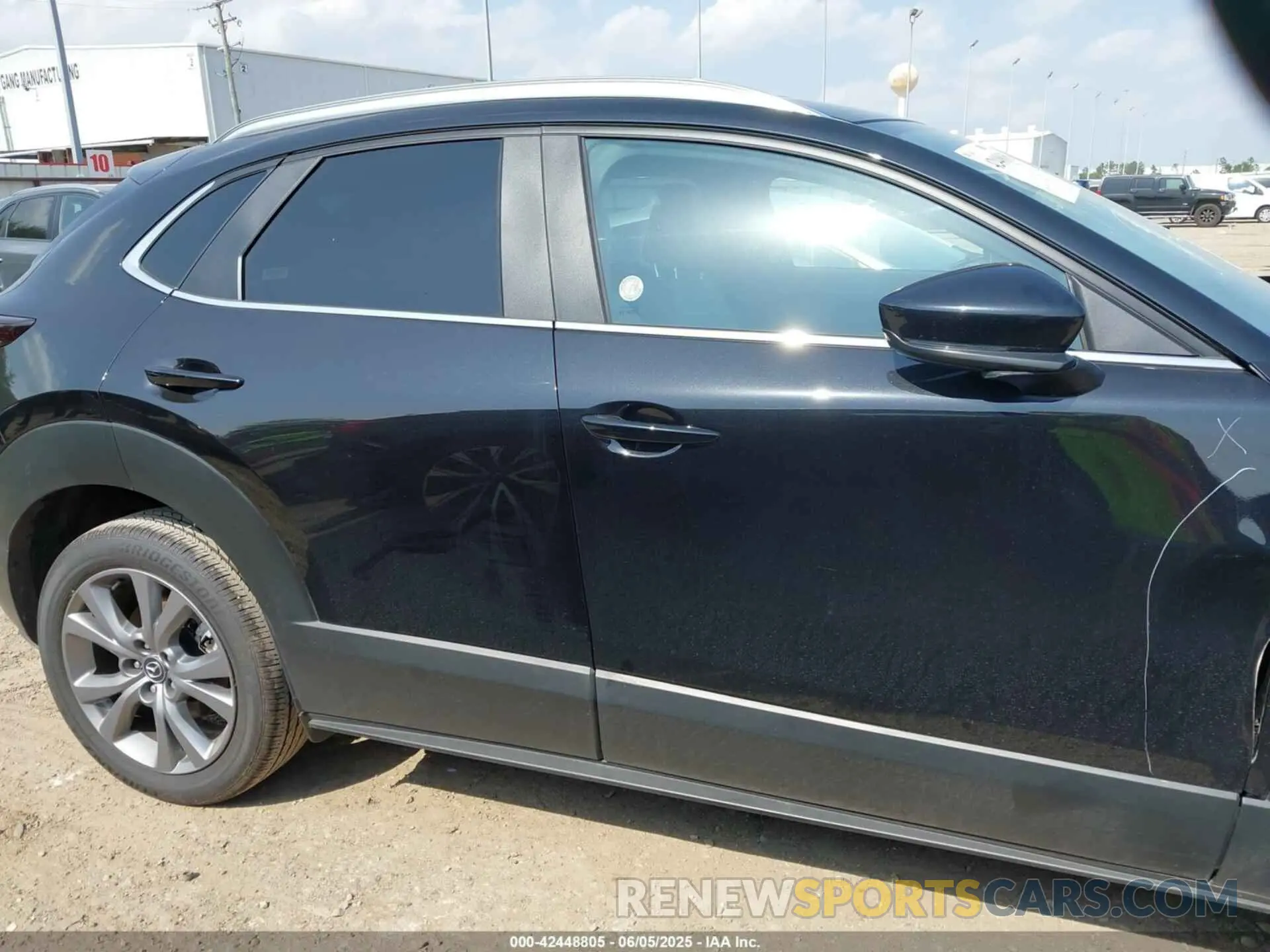 13 Photograph of a damaged car 3MVDMBCM5SM781483 MAZDA CX-30 2025