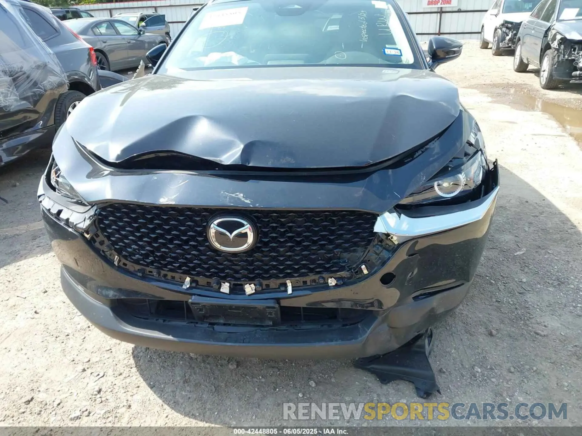 6 Photograph of a damaged car 3MVDMBCM5SM781483 MAZDA CX-30 2025