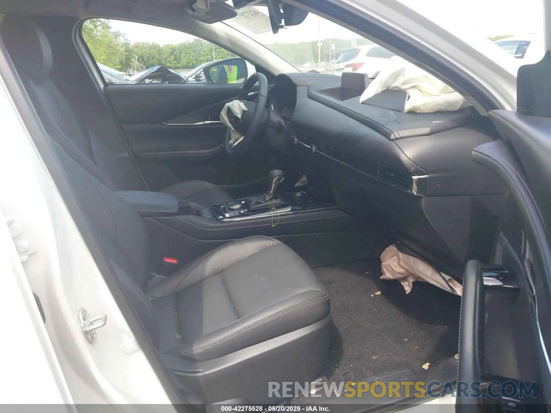 5 Photograph of a damaged car 3MVDMBCM6SM781993 MAZDA CX-30 2025