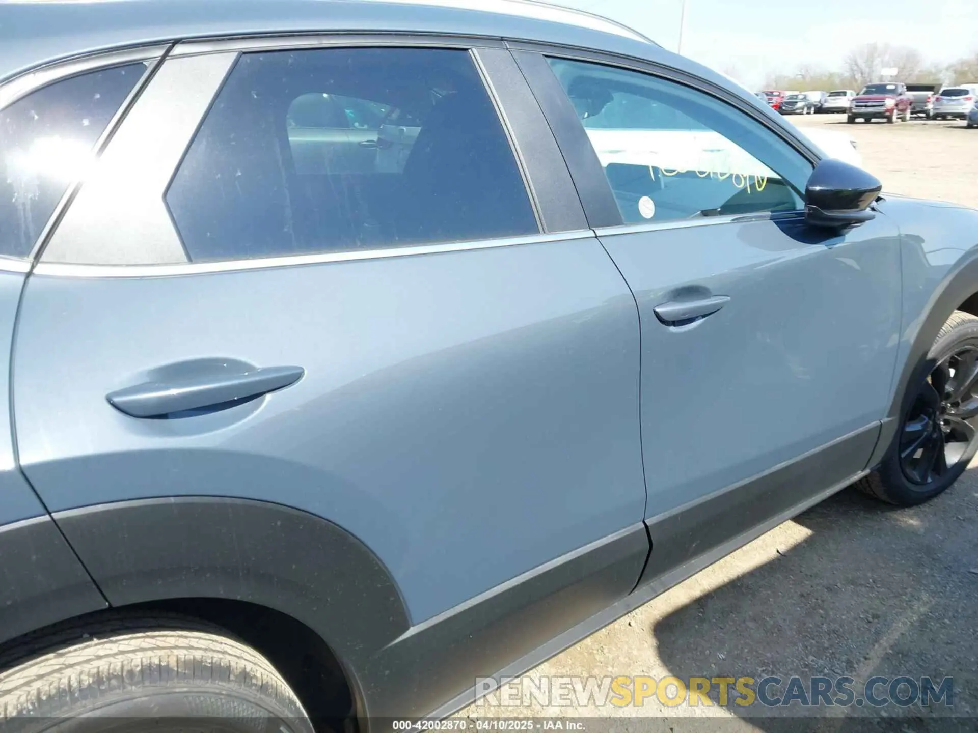 13 Photograph of a damaged car 3MVDMBCM6SM800316 MAZDA CX-30 2025