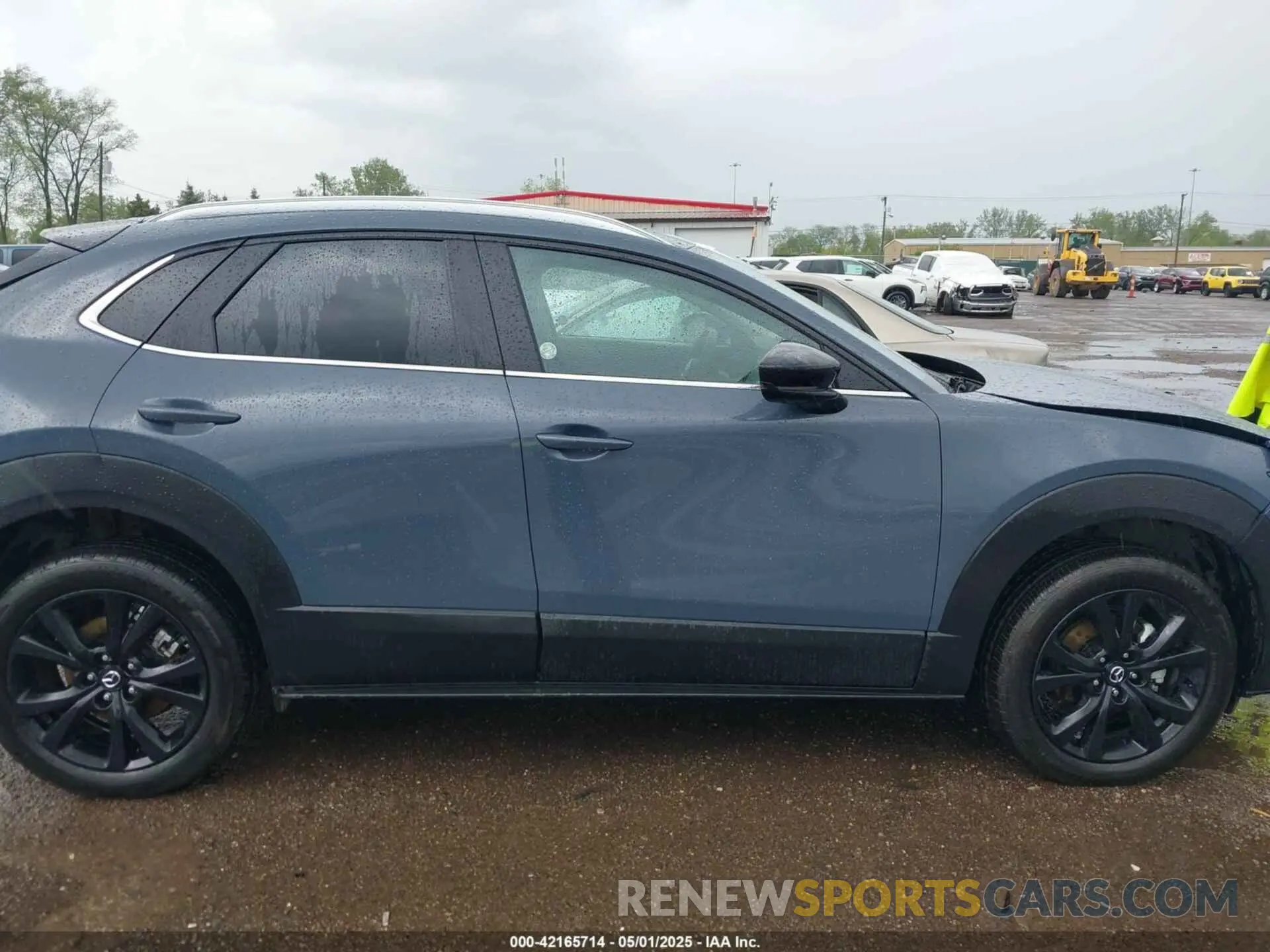 13 Photograph of a damaged car 3MVDMBCM6SM813356 MAZDA CX-30 2025