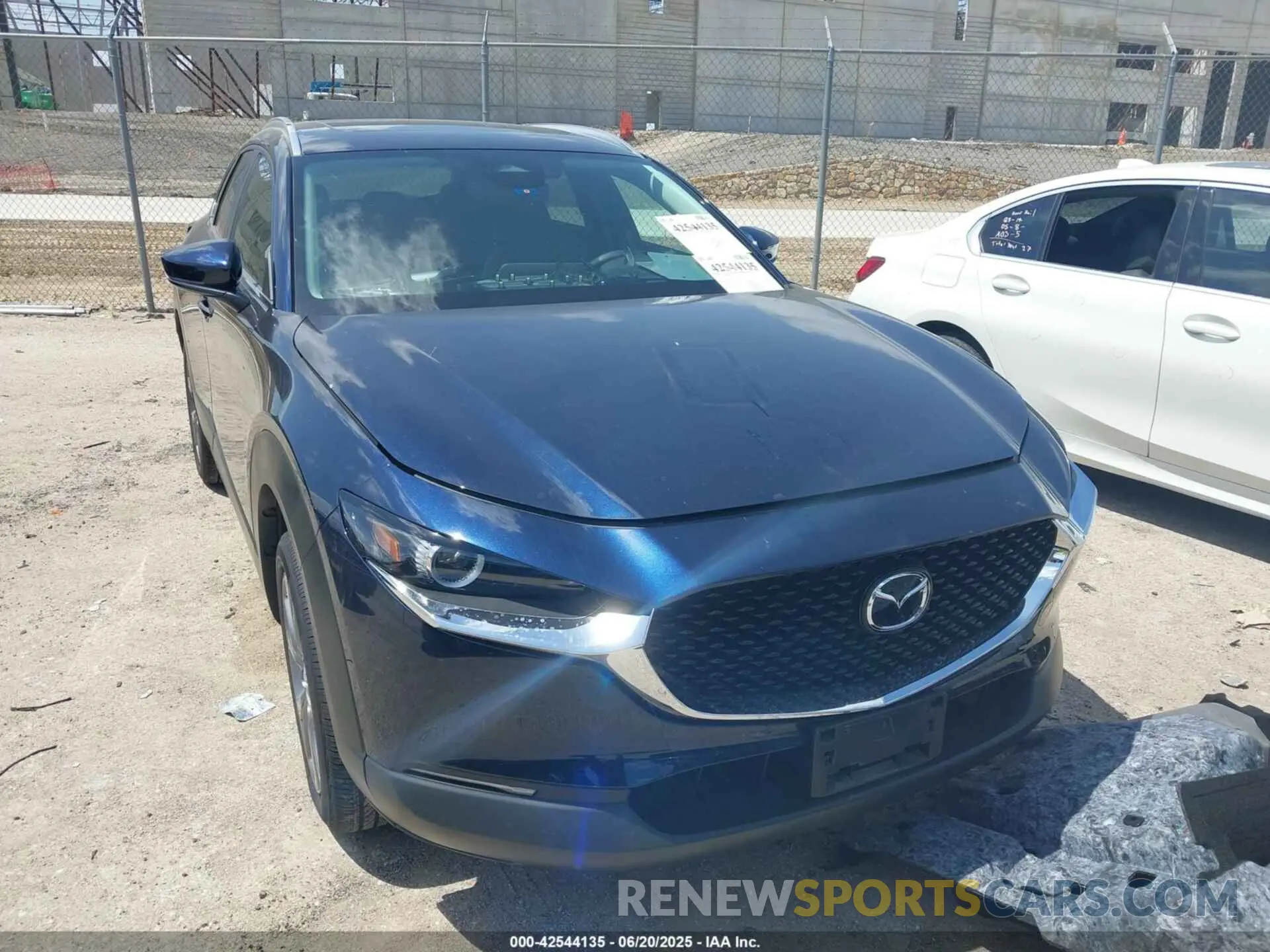 1 Photograph of a damaged car 3MVDMBCM7SM754527 MAZDA CX-30 2025