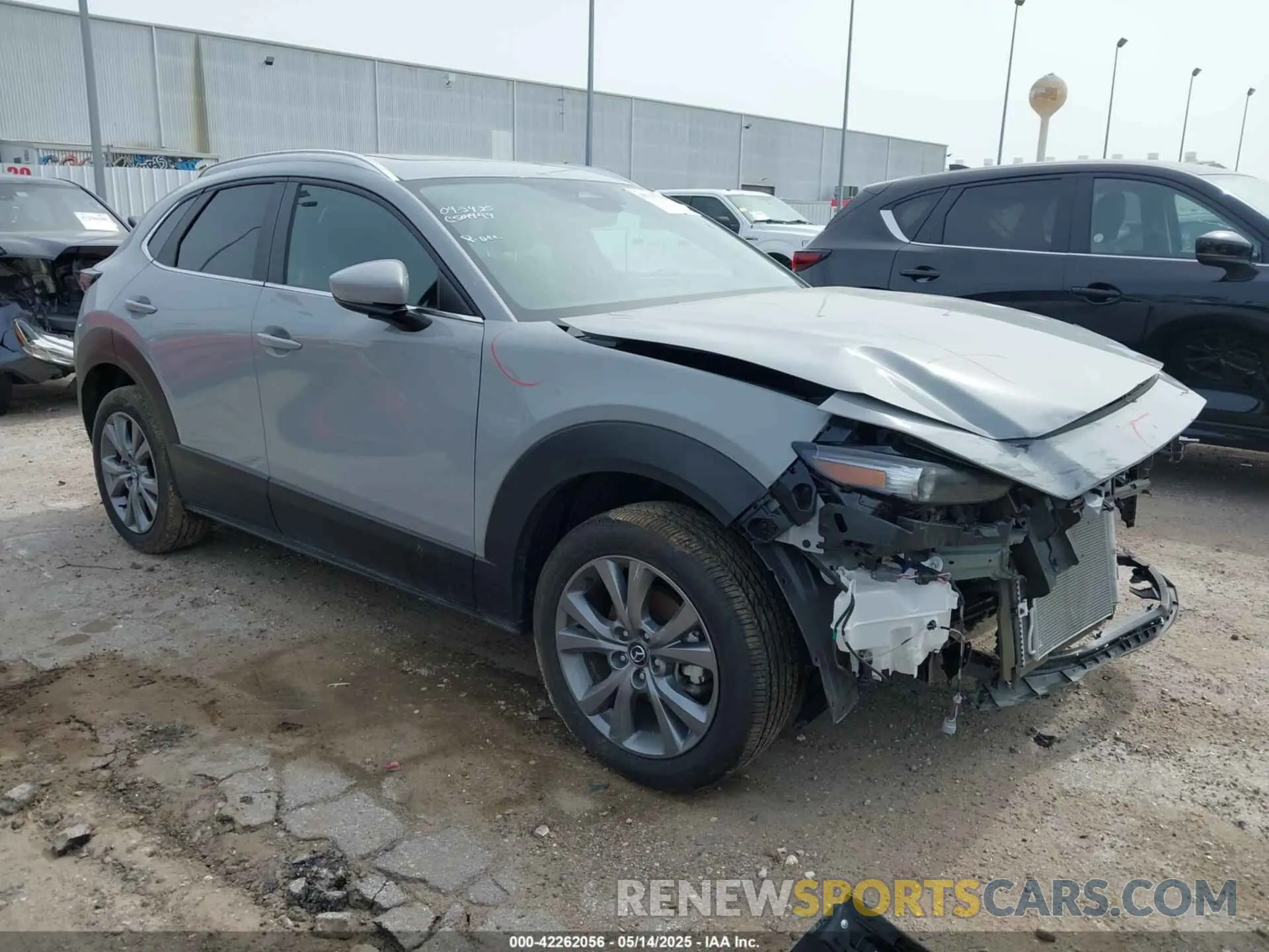 1 Photograph of a damaged car 3MVDMBCM7SM801412 MAZDA CX-30 2025