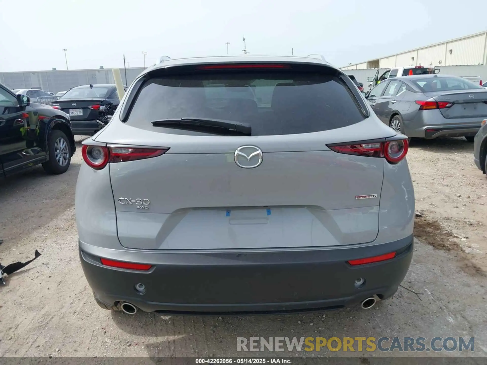 17 Photograph of a damaged car 3MVDMBCM7SM801412 MAZDA CX-30 2025