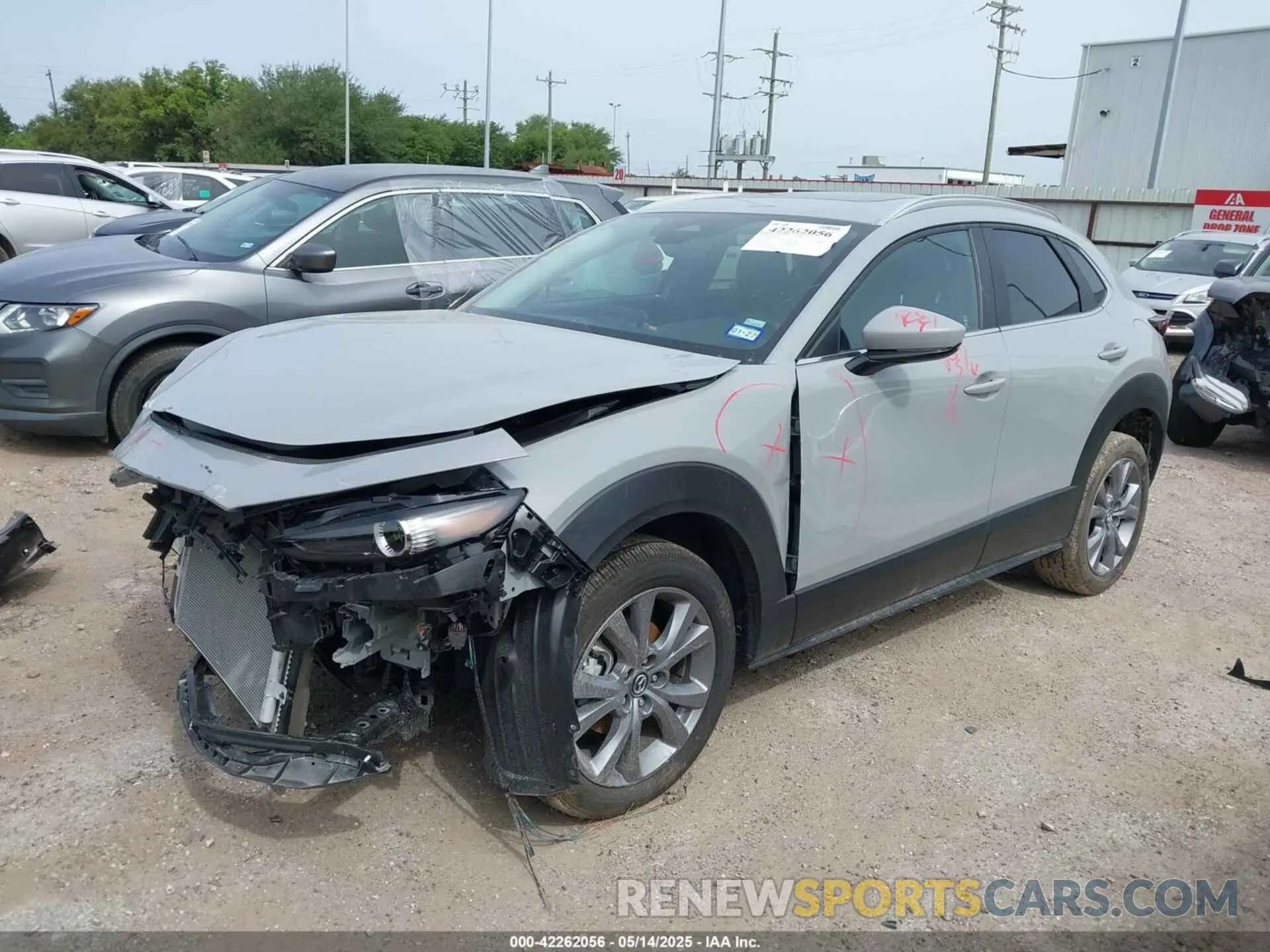 2 Photograph of a damaged car 3MVDMBCM7SM801412 MAZDA CX-30 2025