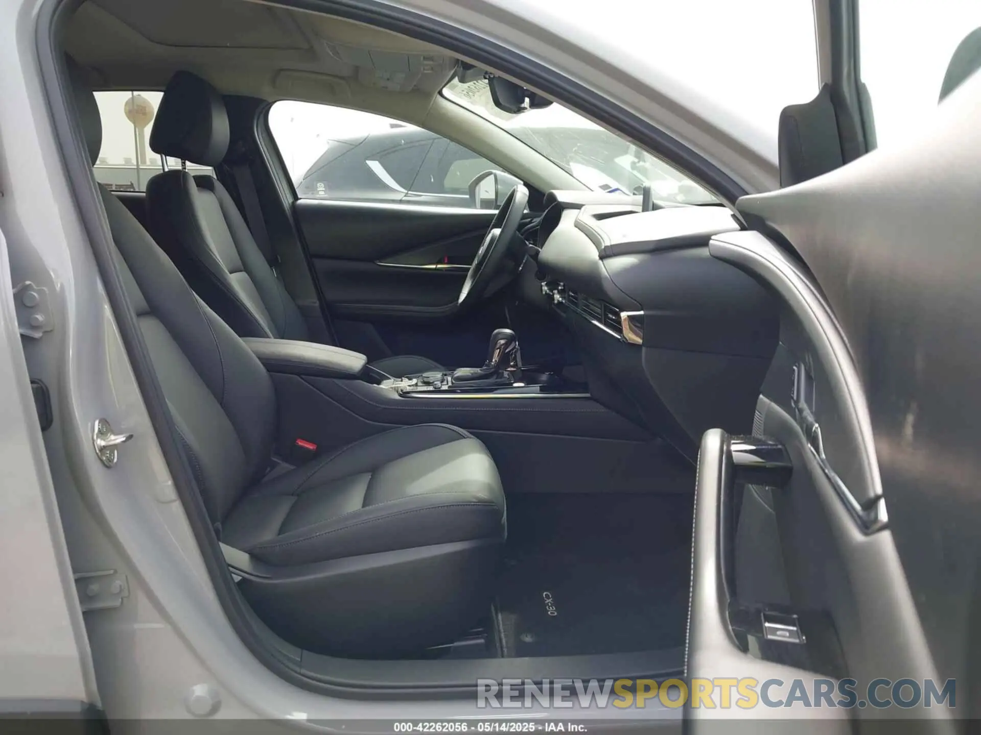 5 Photograph of a damaged car 3MVDMBCM7SM801412 MAZDA CX-30 2025