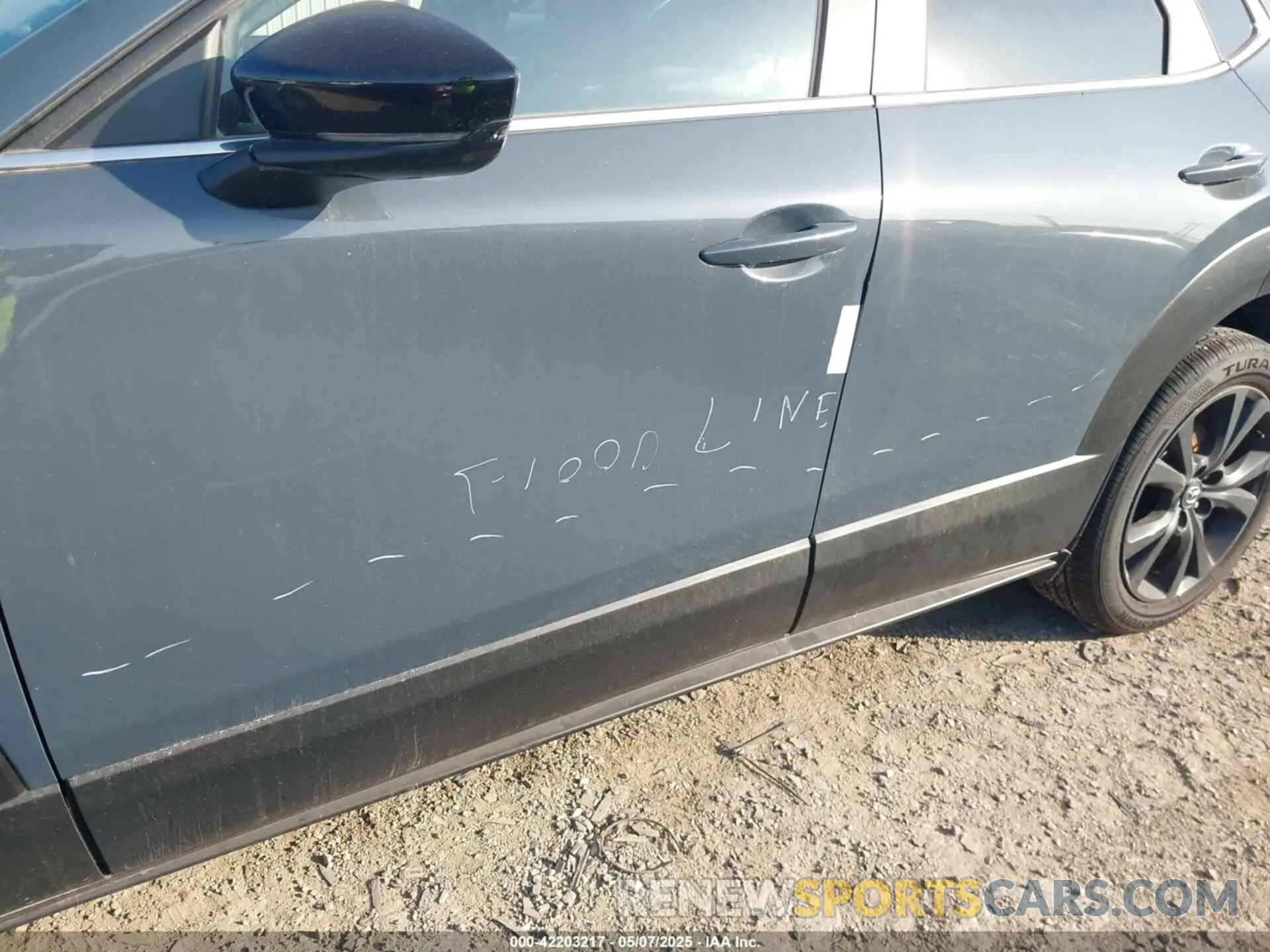 6 Photograph of a damaged car 3MVDMBCM8SM772566 MAZDA CX-30 2025